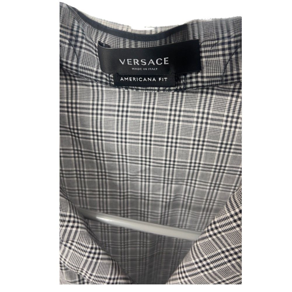 Versace Versace Americana Fit Plaid Short Sleeve Button-Up Shirt Size US M / EU 48-50 / 2 - 3 Thumbnail