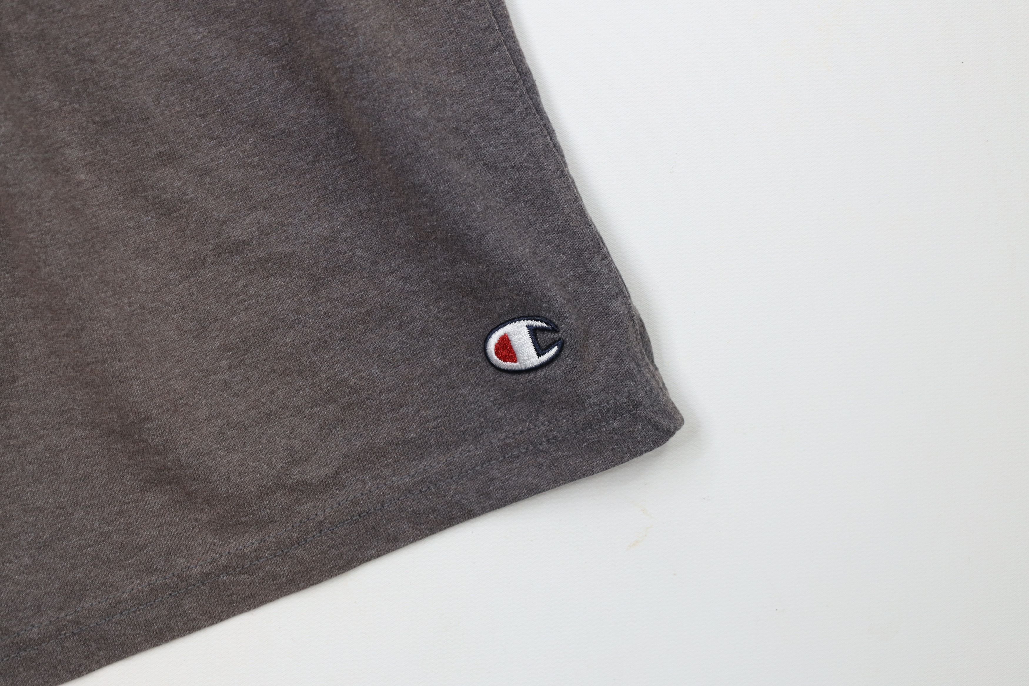 Champion × Vintage Vintage Champion Logo Sun Faded Above Knee Shorts Gray Size US 32 / EU 48 - 5 Thumbnail