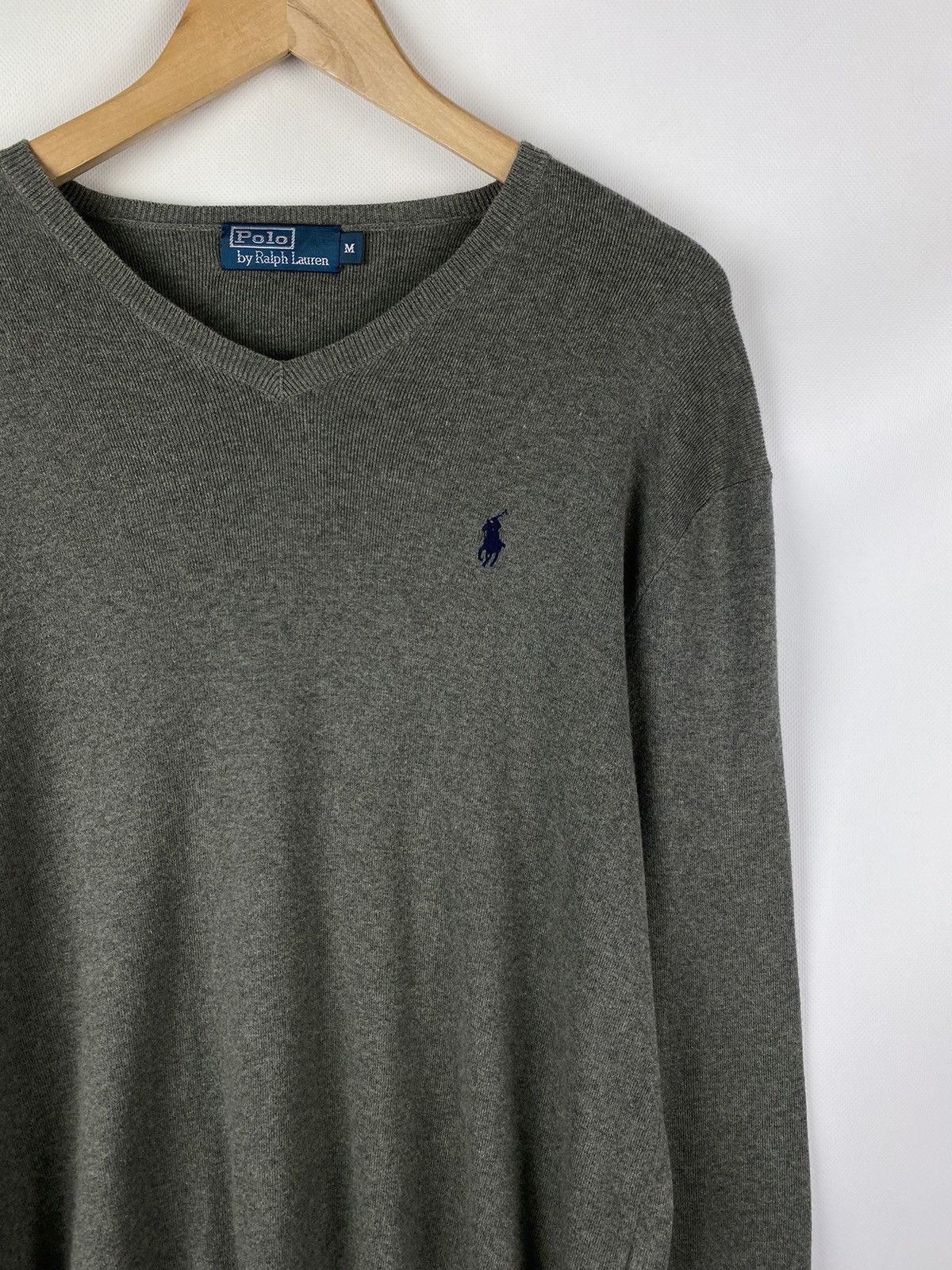 Vintage Polo by Ralph Lauren vintage men’s v-neck sweater pullover Size US M / EU 48-50 / 2 - 5 Thumbnail