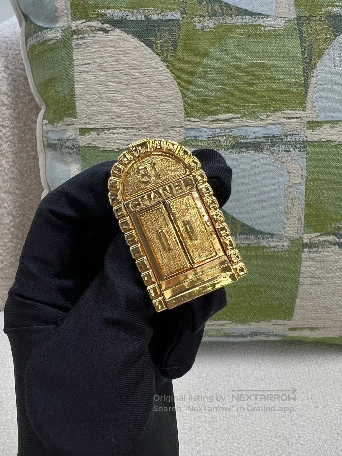Chanel Chanel Rue Cambon Gold Gate Brooch. Size ONE SIZE - 4 Thumbnail