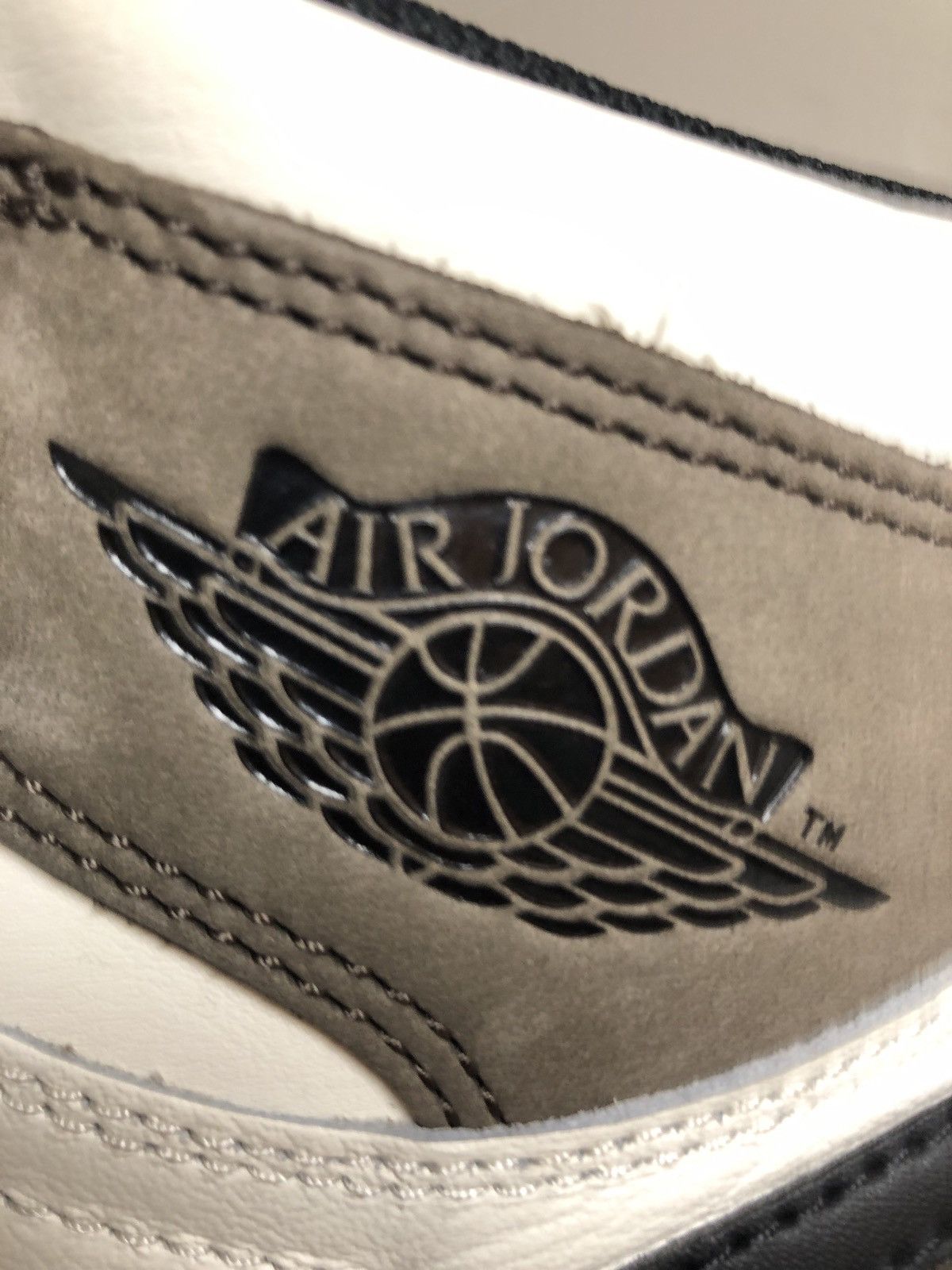 Jordan Brand × Nike Nike Retro Jordan 1 High Dark Mocha Size US 8.5 / EU 41-42 - 10 Thumbnail