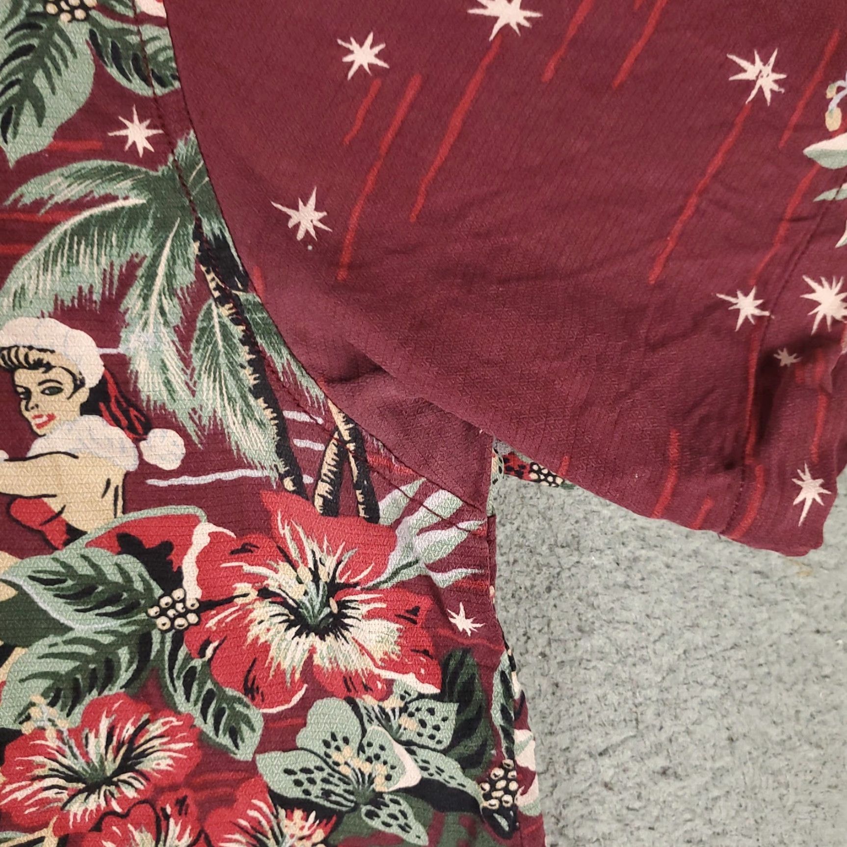 Tommy Bahama Tommy Bahama Shirt Mens XL Red Christmas Print Hawaiian Button Up Short Sleeve Classic Aloha Beach Size US XL / EU 56 / 4 - 4 Thumbnail