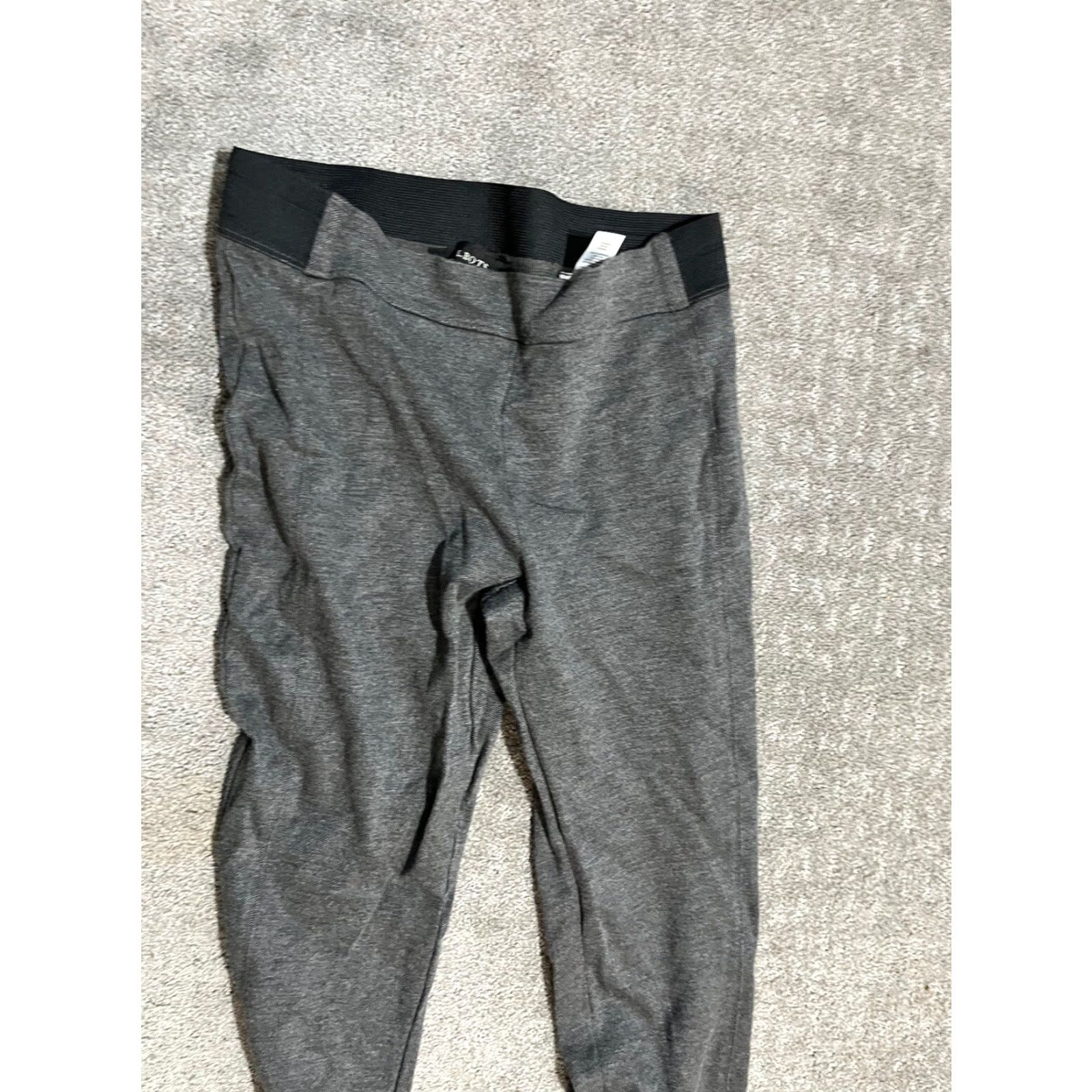 Talbots Talbots Pants Women’s Medium Gray Solid Pull-On Skinny Dress Pants Womens Size 32" / US 10 / IT 46 - 2 Thumbnail