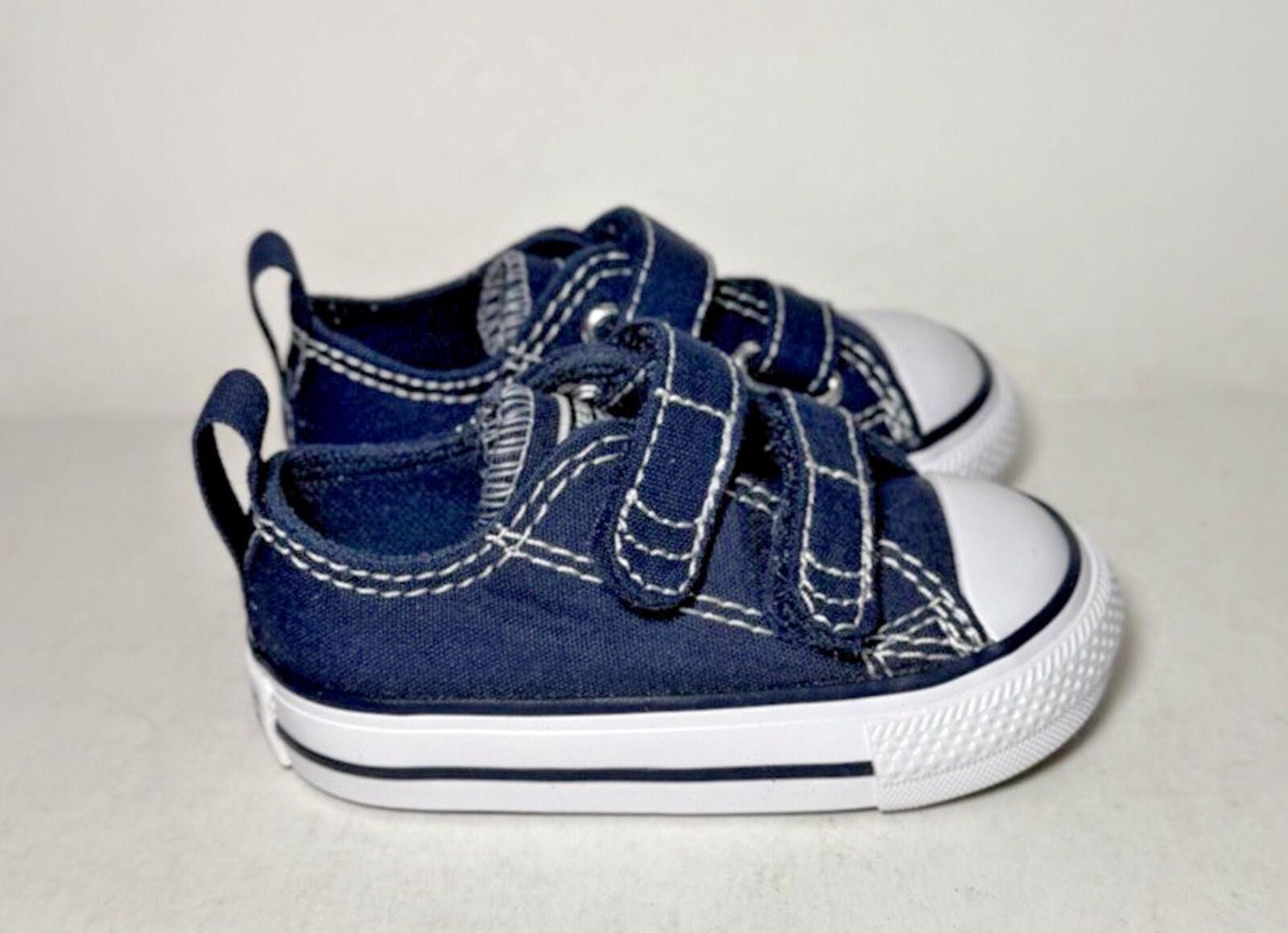 Converse Converse Chuck Taylor All Star CT 2V OX Shoes Navy/White Size US 5 / EU 37 - 1 Thumbnail