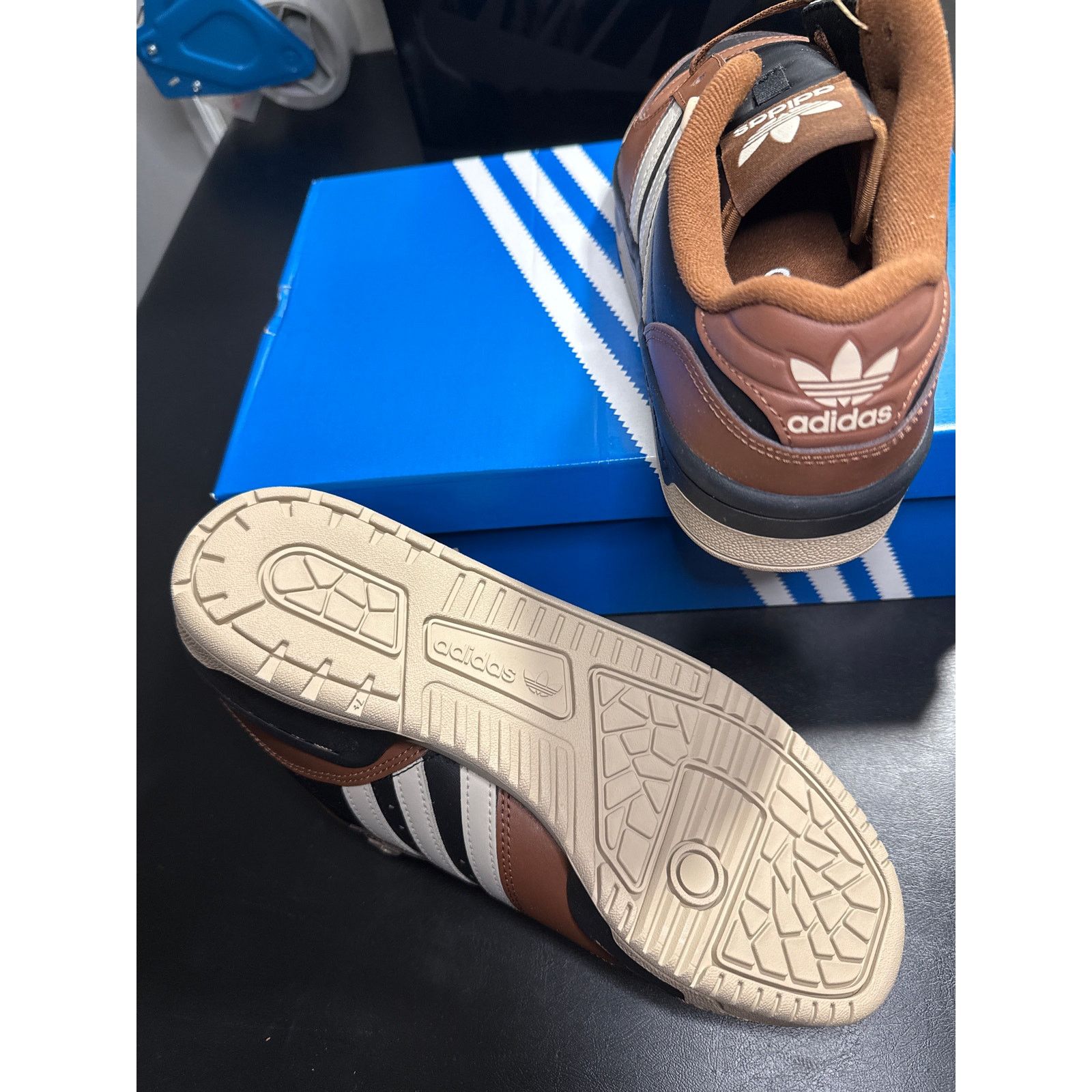 Adidas Adidas Mens Rivalry Low - JH7145 - Mens Size 8 (Rare) Size US 8 / EU 41 - 4 Thumbnail
