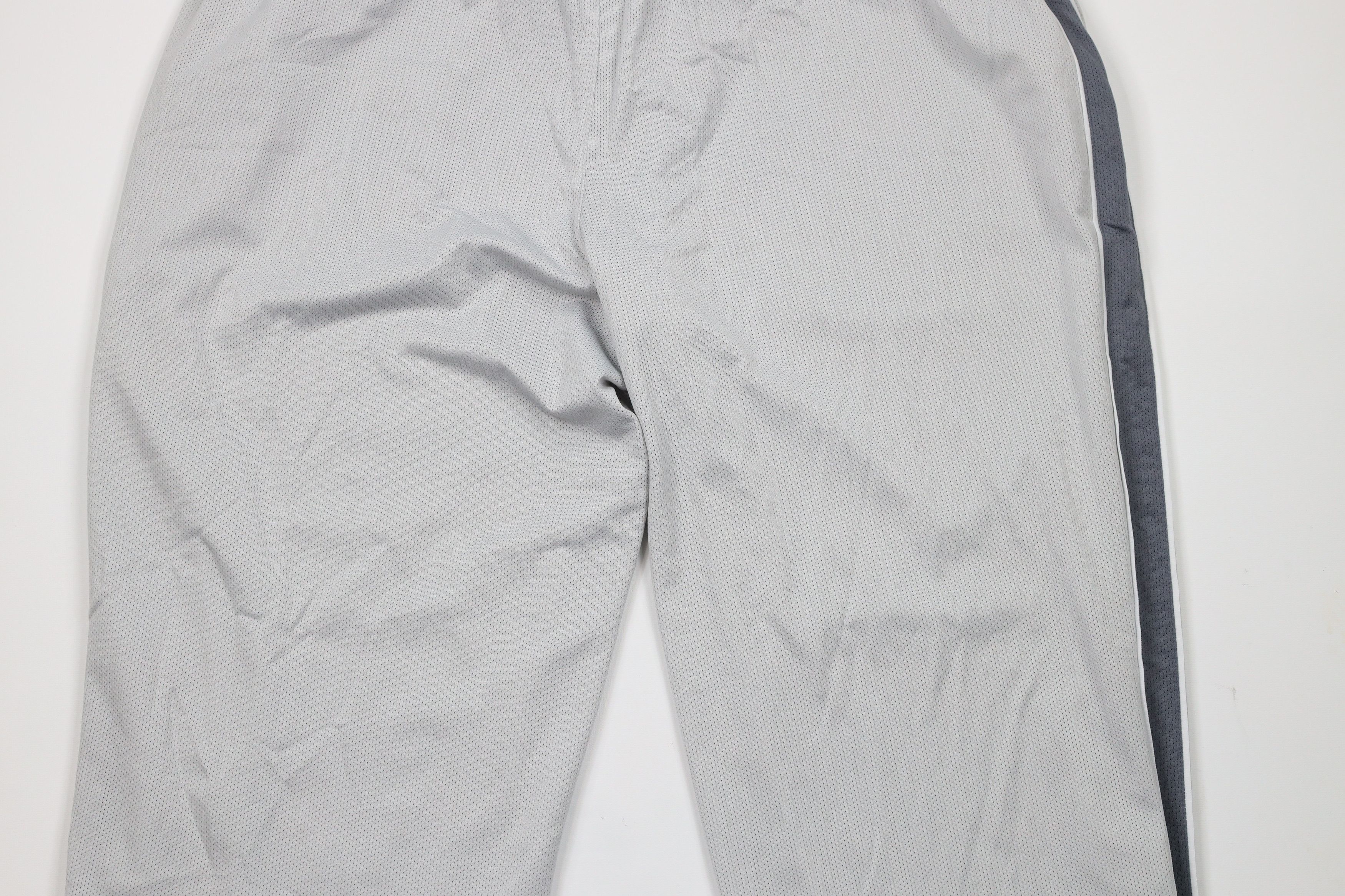 Vintage Vintage 90s Streetwear Lined Wide Leg Mesh Sweatpants Gray Size US 38 / EU 54 - 10 Thumbnail