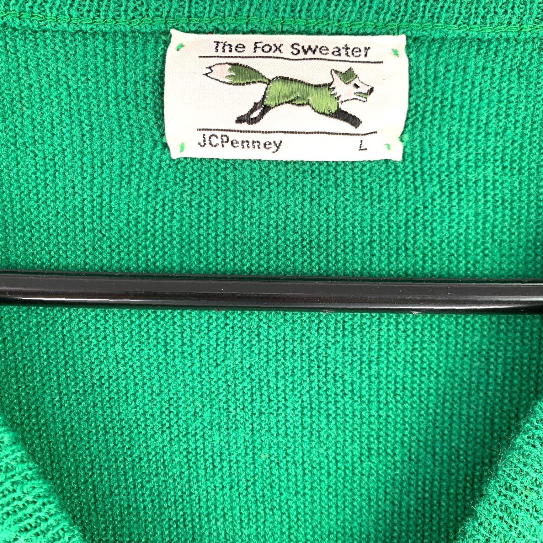 JCPenney VINTAGE JcPenney Green The Fox V-Neck Sweater Mens Large Shirt Adult Large Green 1970s Wool Blend Grunge Size US L / EU 52-54 / 3 - 3 Thumbnail