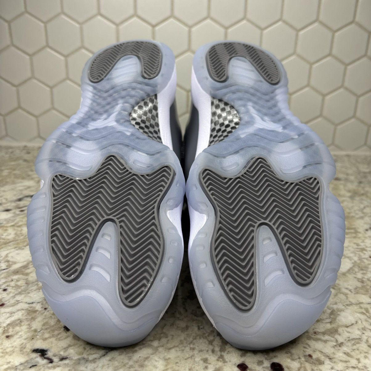 Jordan Brand Size 9.5 - Jordan 11 Retro High Cool Grey 2021 VNDS With Box Size US 9.5 / EU 42-43 - 10 Thumbnail