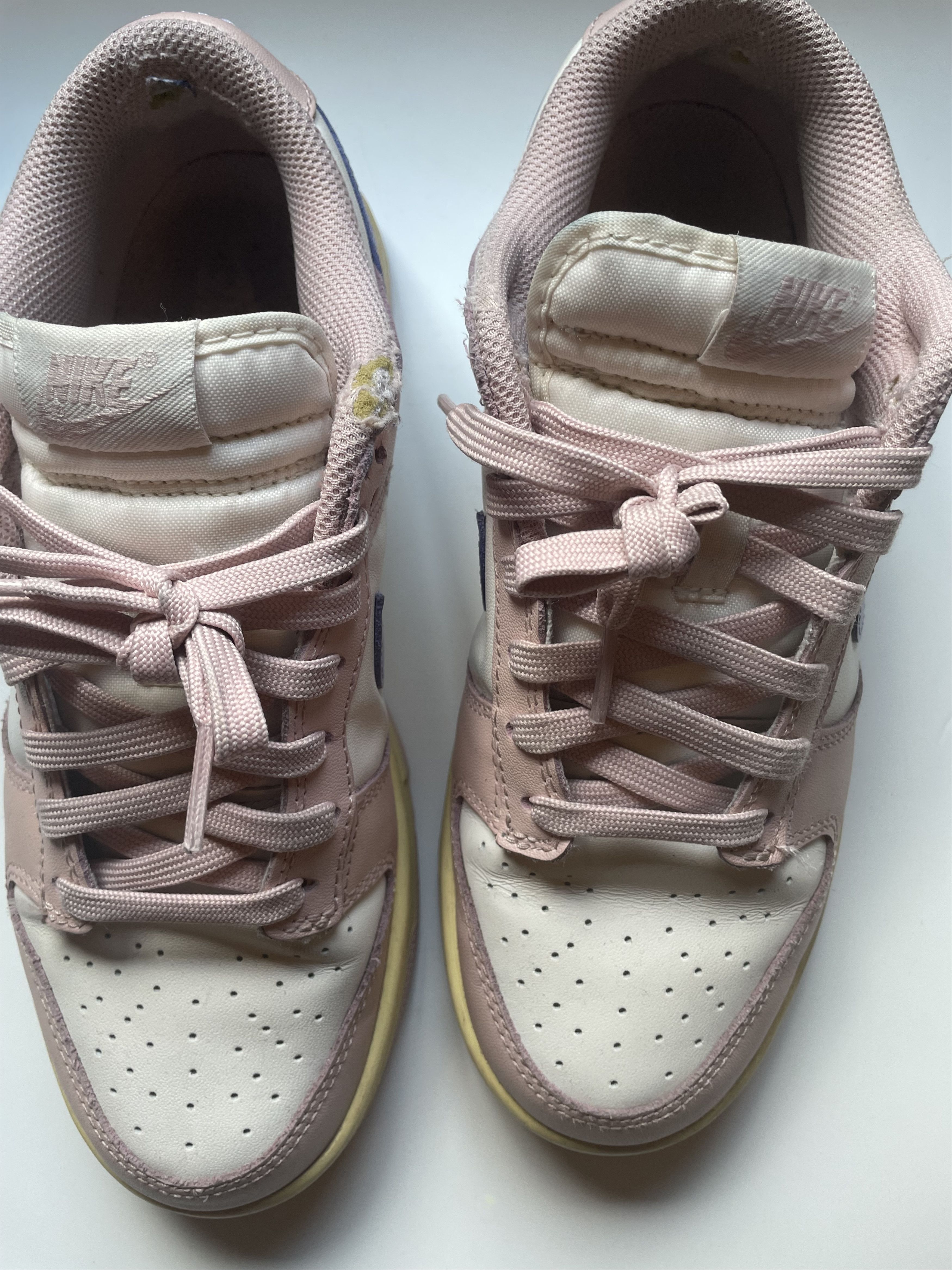 Jordan Brand WMNS Dunk Low Pink Oxford Size US 8.5 / IT 38.5 - 1 Thumbnail