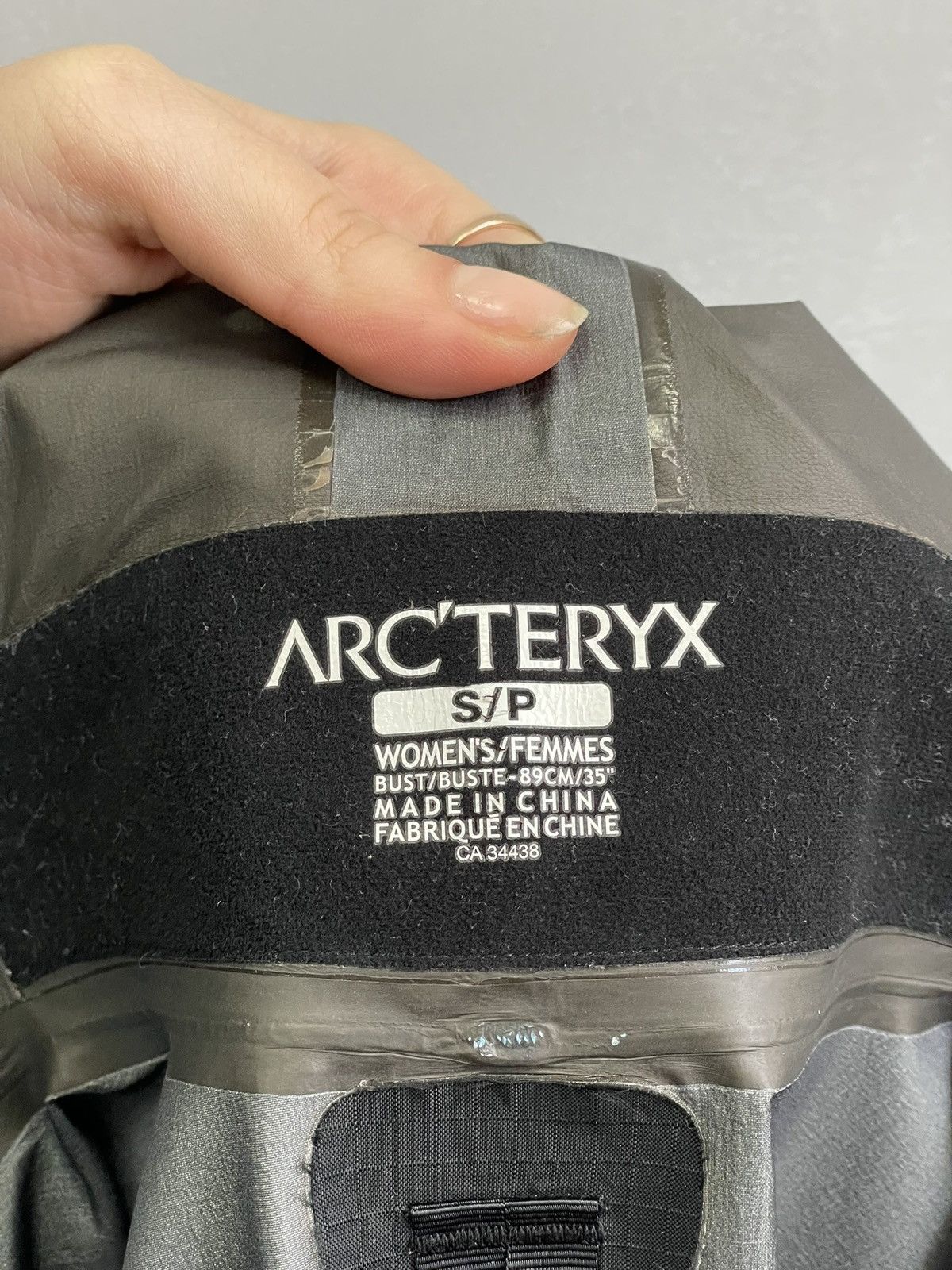 Arc'teryx Arc'teryx blue Gore-Tex shell tech outdoor jacket Y2K Size S / US 4 / IT 40 - 13 Thumbnail