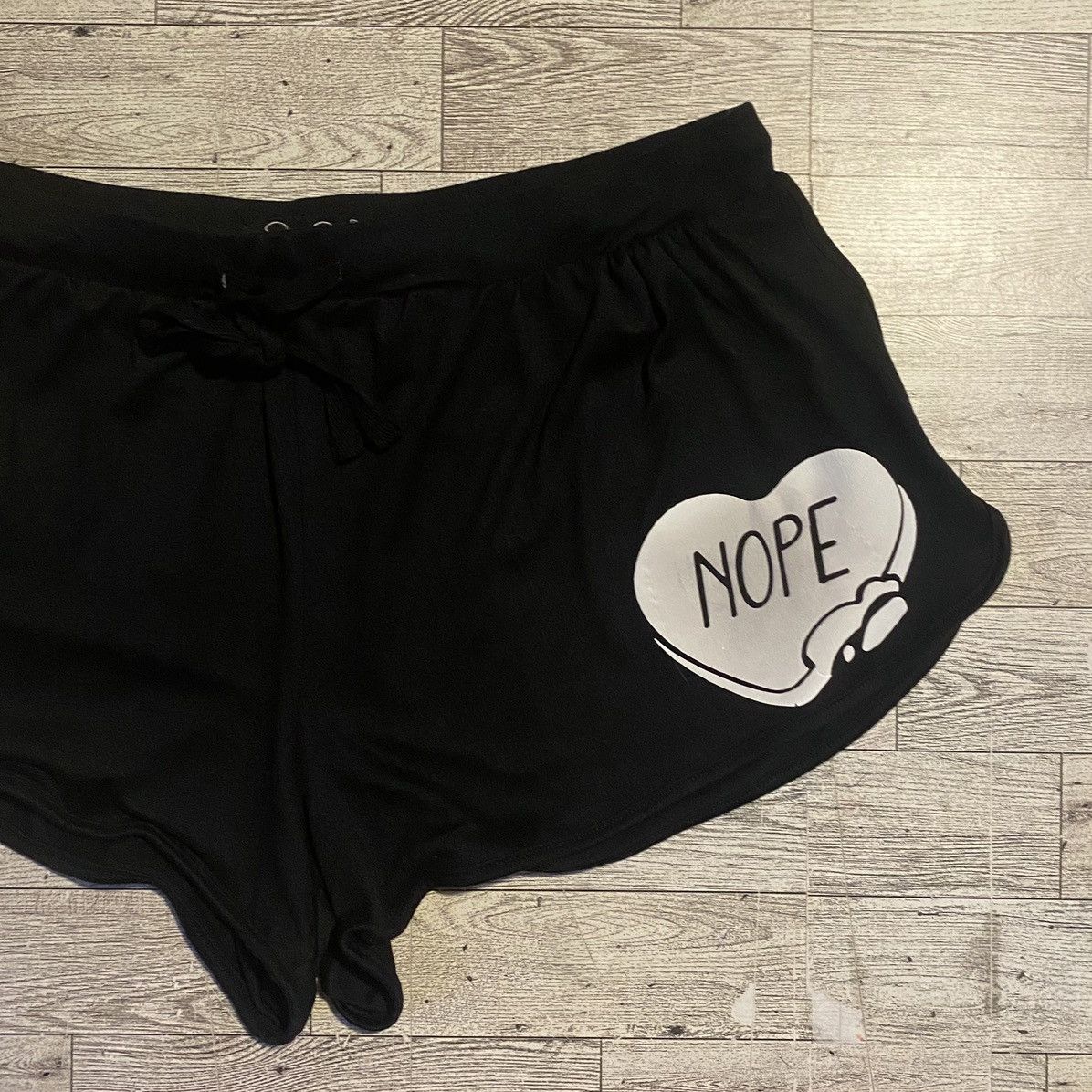Vintage Rene Rafe, Retro, Candy Hearts “Nope”, Upcycled Sleep Shorts Size 32" / US 10 / IT 46 - 7 Thumbnail
