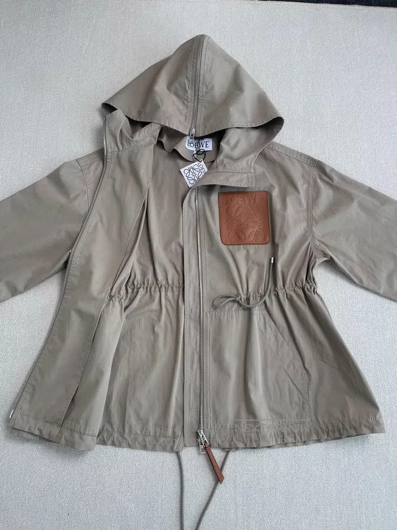 Loewe Loewe FW22 Chest Pocket Hooded Zip-Up Drawstring Waist Jac Size XS / US 0-2 / IT 36-38 - 2 Thumbnail