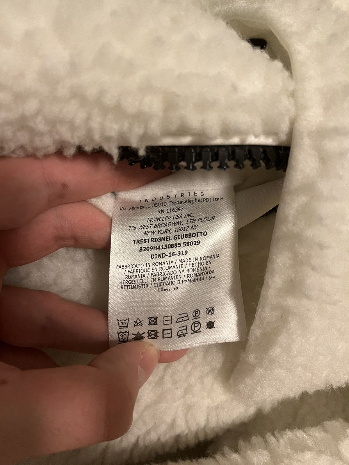 Moncler × Off-White Moncler x Off white sherpa Size US M / EU 48-50 / 2 - 8 Thumbnail