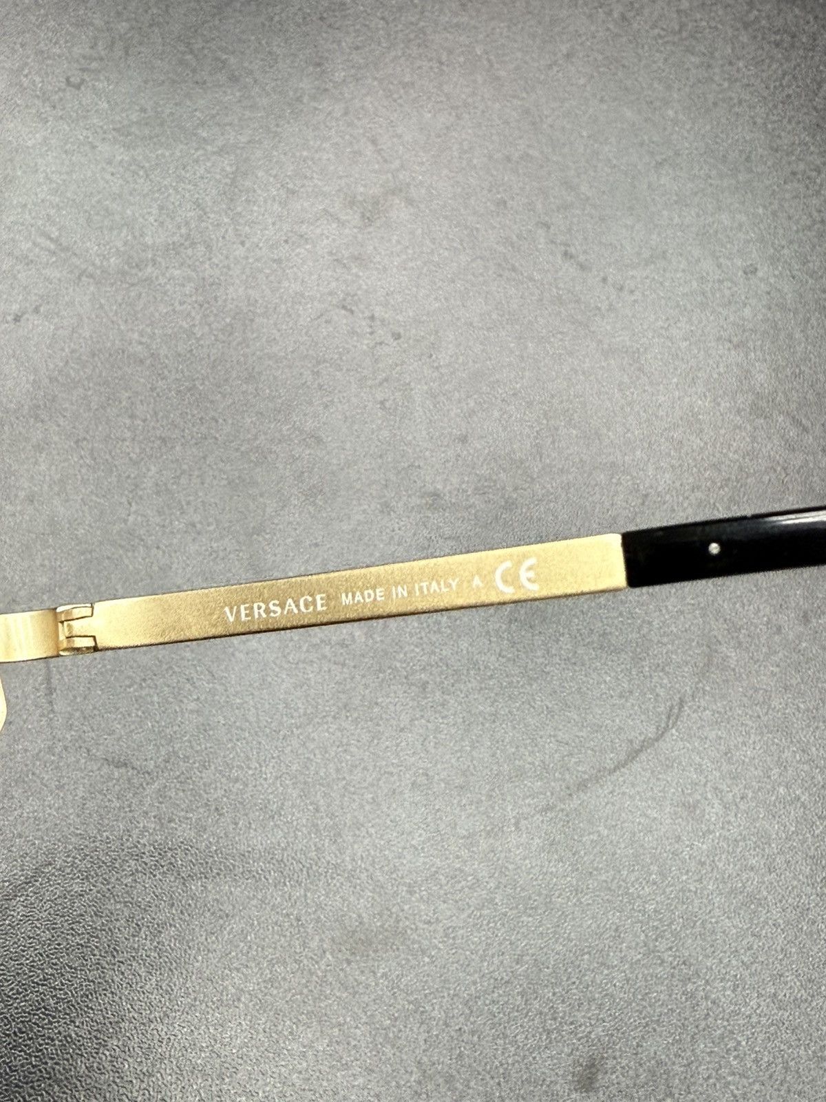 Versace AUTHENTIC Mens Versace Gold Sunglasses Size ONE SIZE - 7 Thumbnail