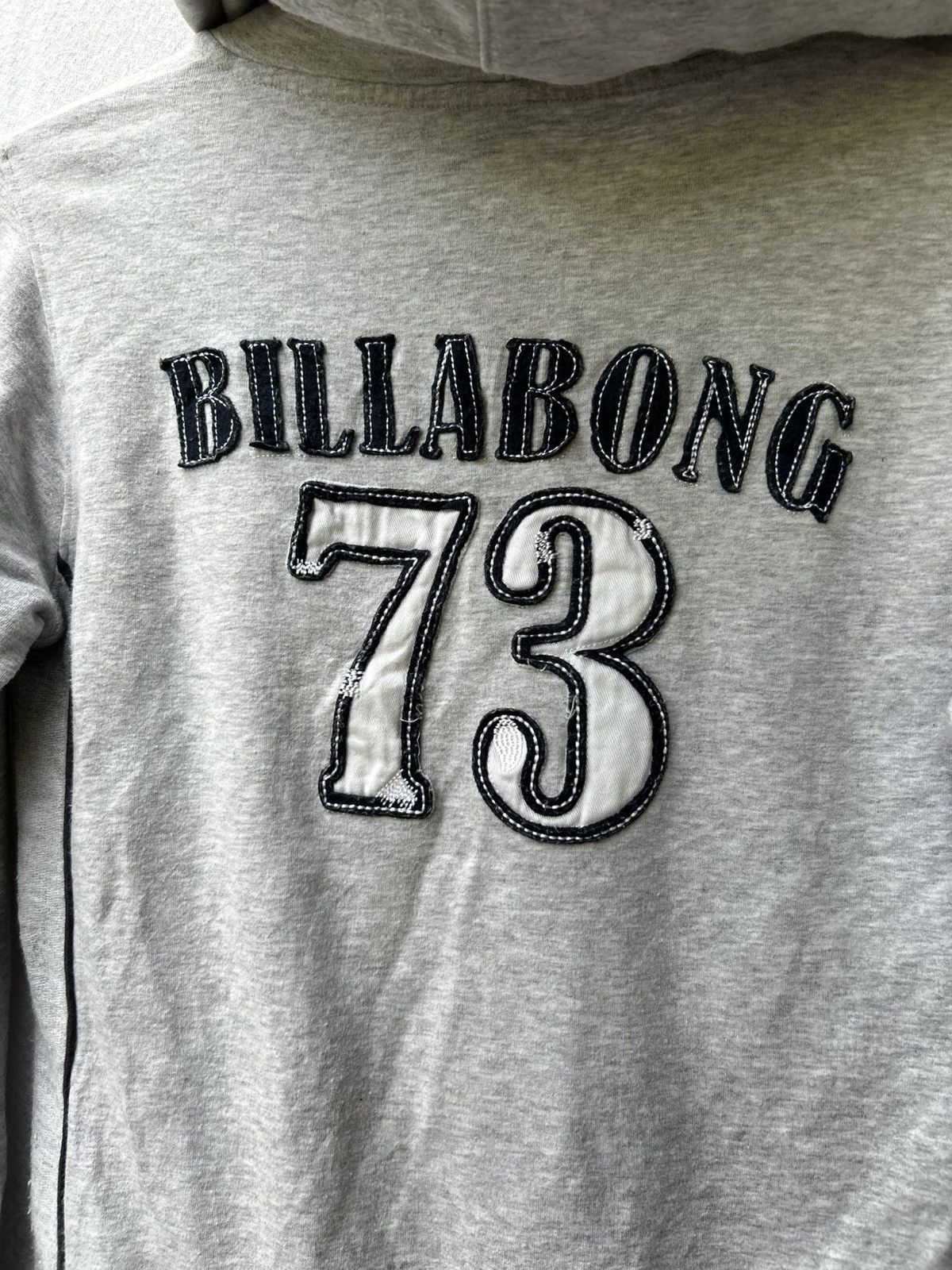 20471120 × Billabong × Japanese Brand Billabong Number 73 Hoodie Zip Up Style Size US S / EU 44-46 / 1 - 5 Thumbnail
