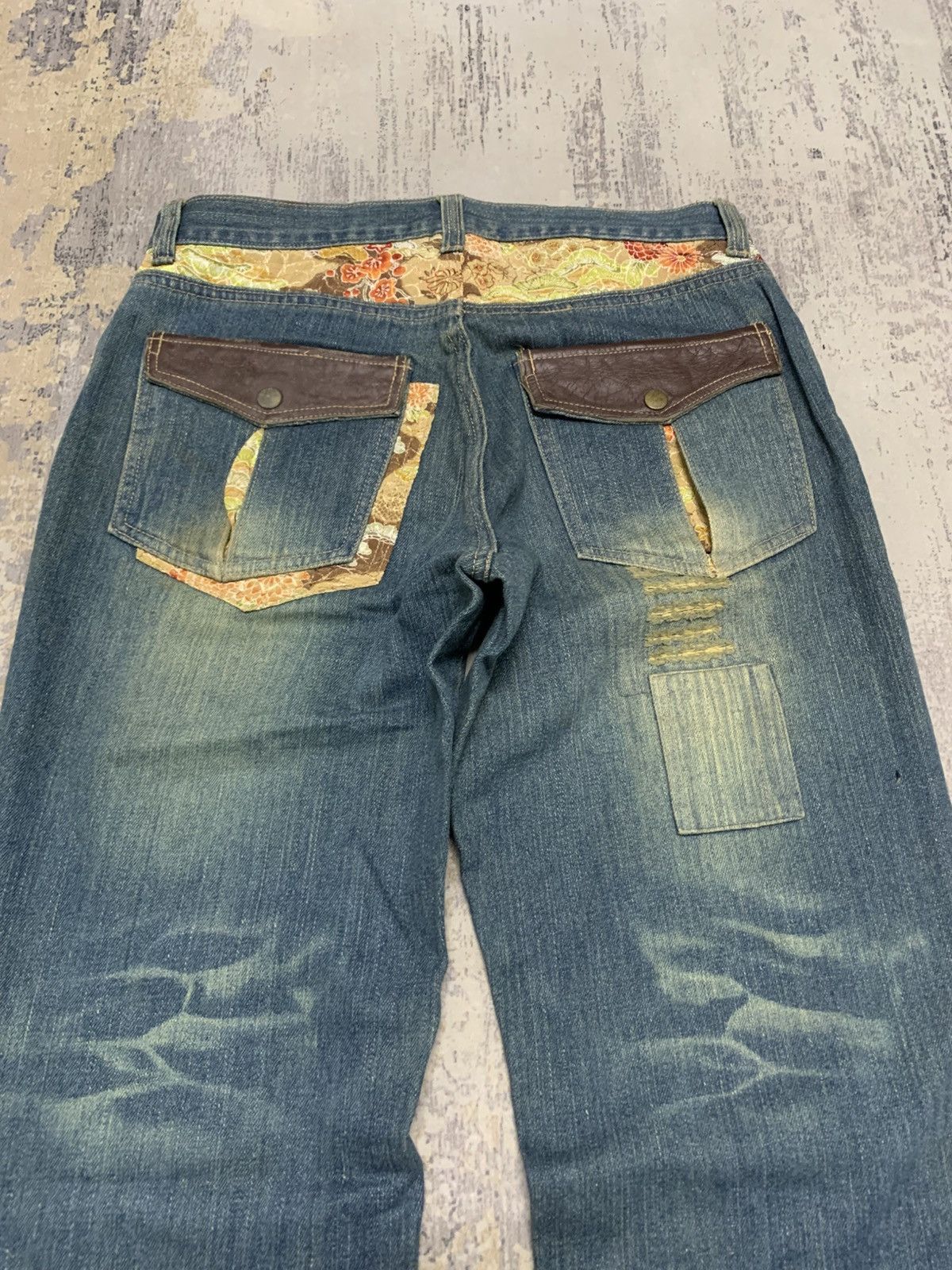 Japanese Brand Archive Japanese Sukajan Gumu Distressed Patchwork Jeans 32 Size US 32 / EU 48 - 9 Thumbnail