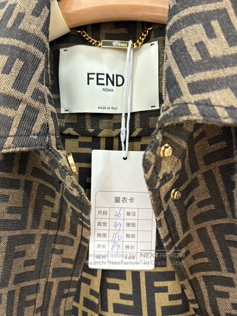 Fendi Fendi Logo Embellished Jacket Size XXS / US 00 / IT 34 - 2 Thumbnail