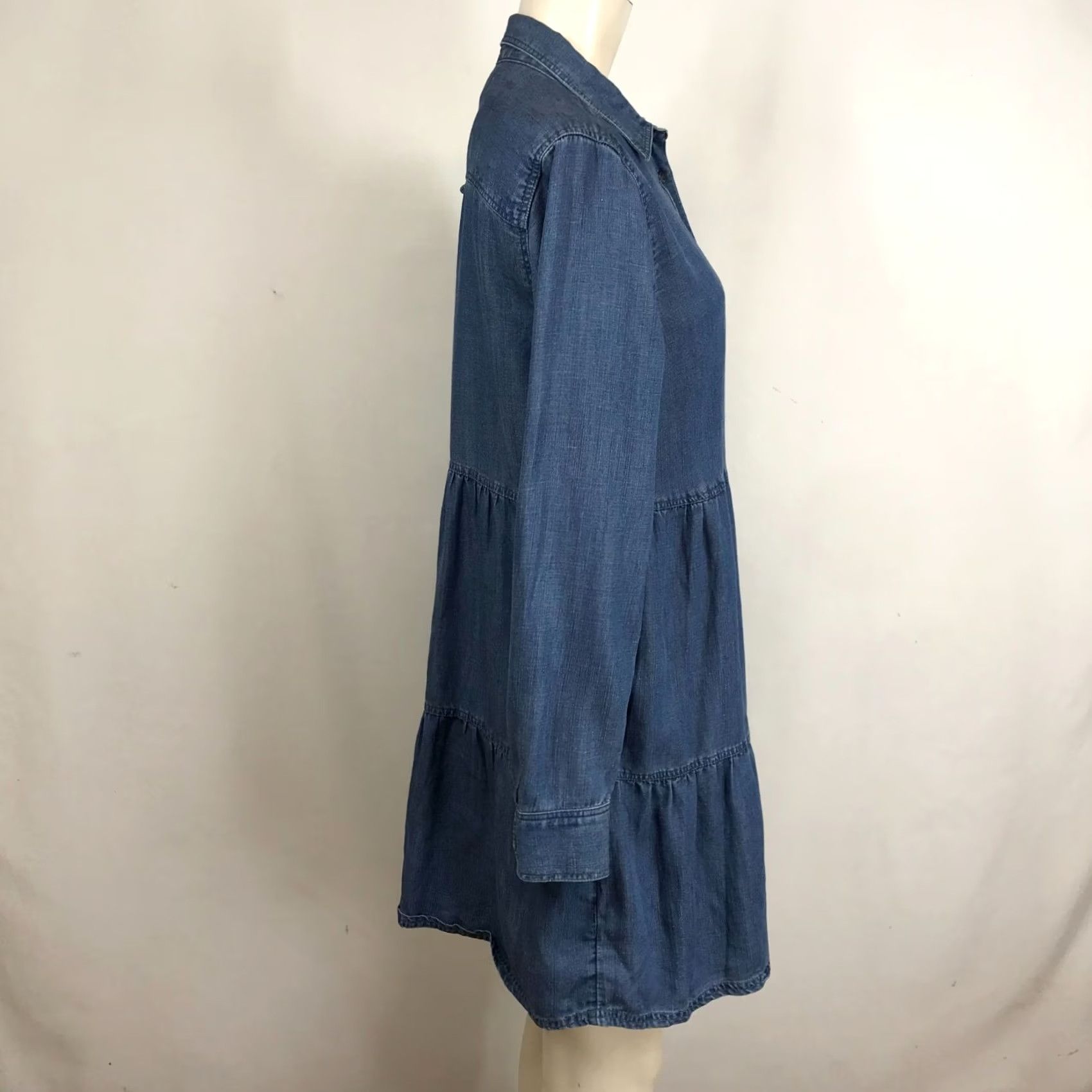 Loft LOFT WOMEN'S S BLUE DENIM LONG SLEEVE BUTTON LYOCELL RUFFLE DRESS Shirt Dress Small/XS? Wait: Correction needed. Size S / US 4 / IT 40 - 4 Thumbnail