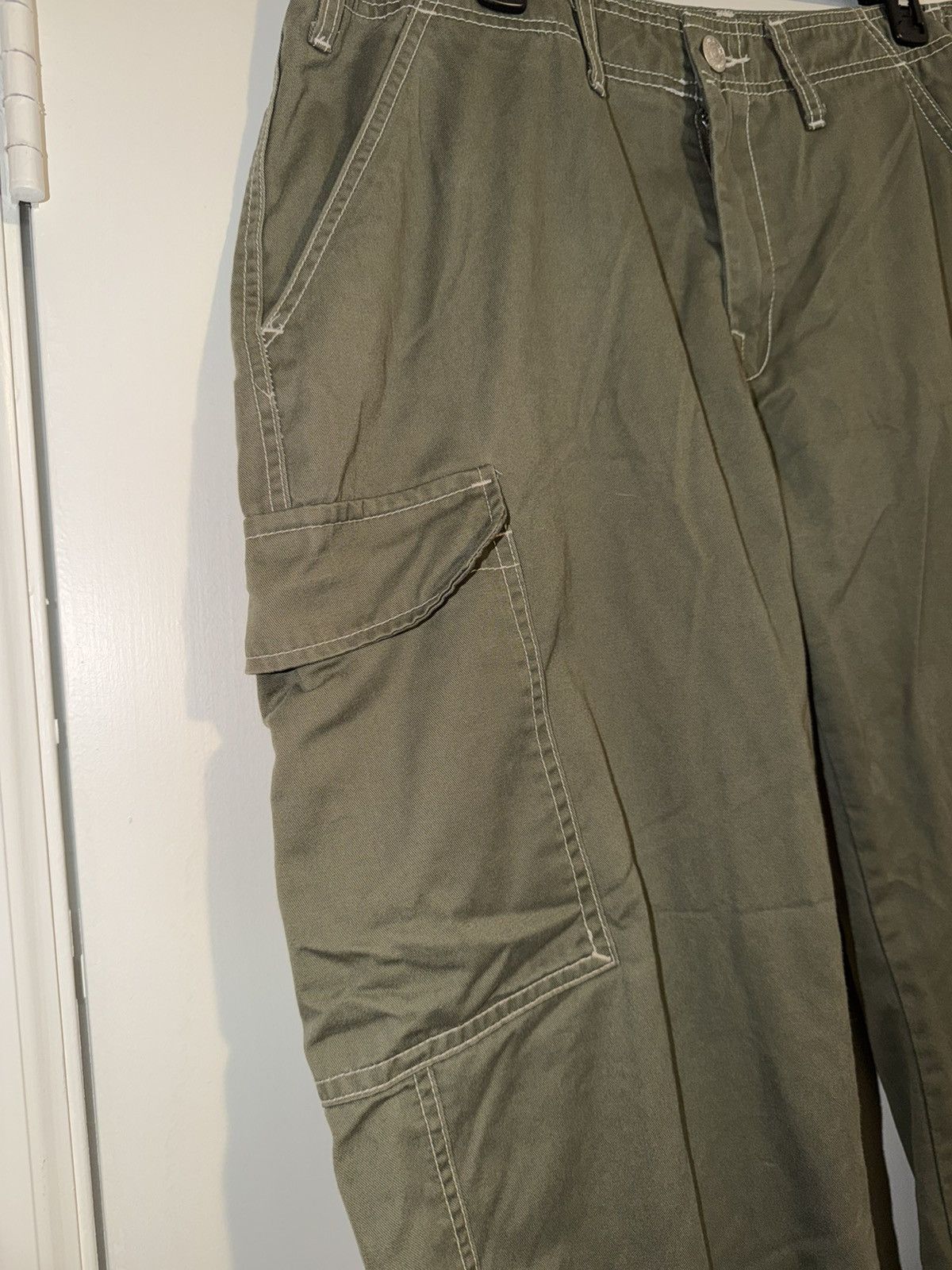 True Religion True Religion Olive Green Military Cargo Pants Size 36X30 Size US 36 / EU 52 - 4 Thumbnail