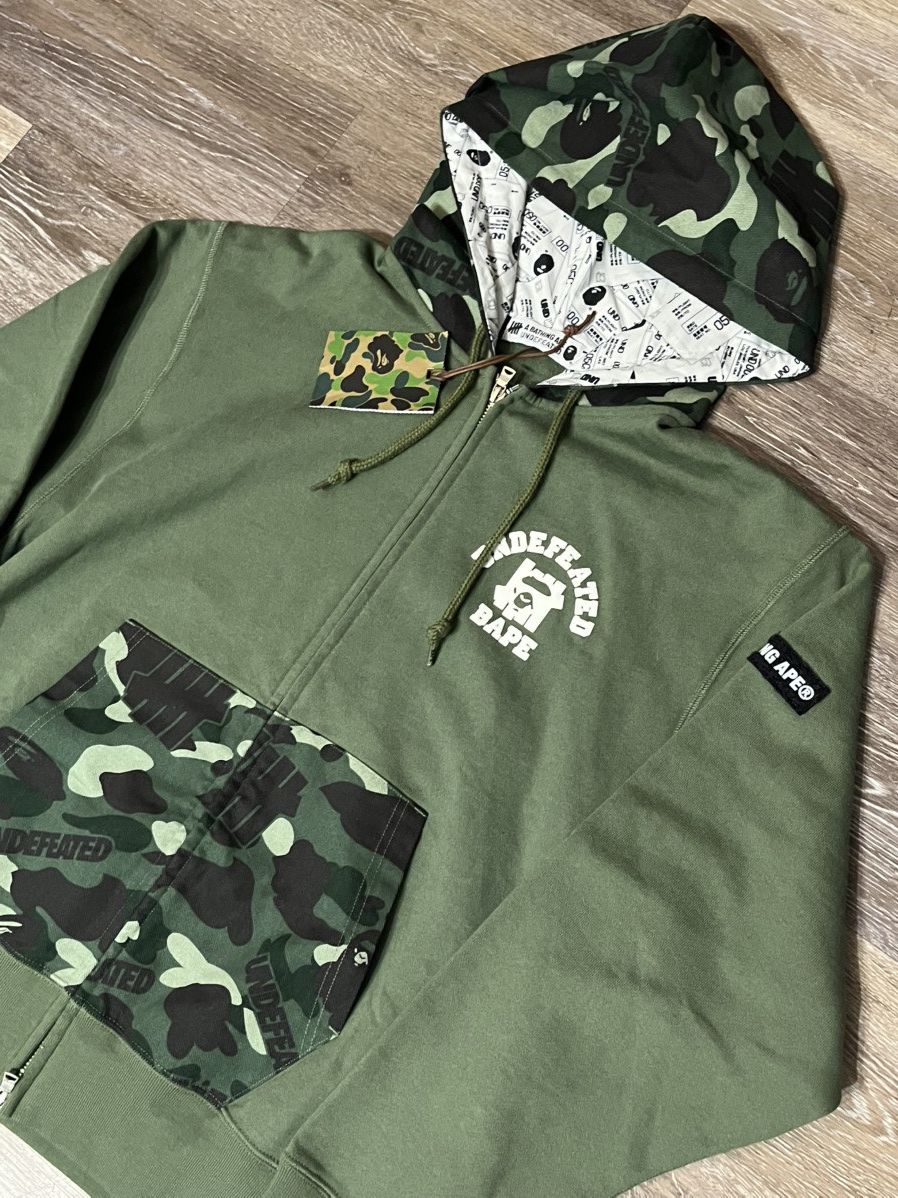Bape × Undefeated *Rare* Bape X Undefeated Zip Up Army Green Tally Camo Size US M / EU 48-50 / 2 - 2 Thumbnail