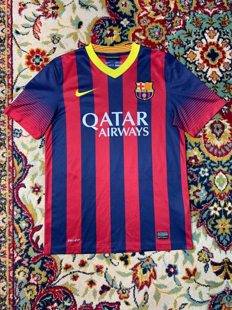 Nike BARCELONA 2013 2014 HOME SHIRT JERSEY NIKE Size US S / EU 44-46 / 1 - 1 Thumbnail