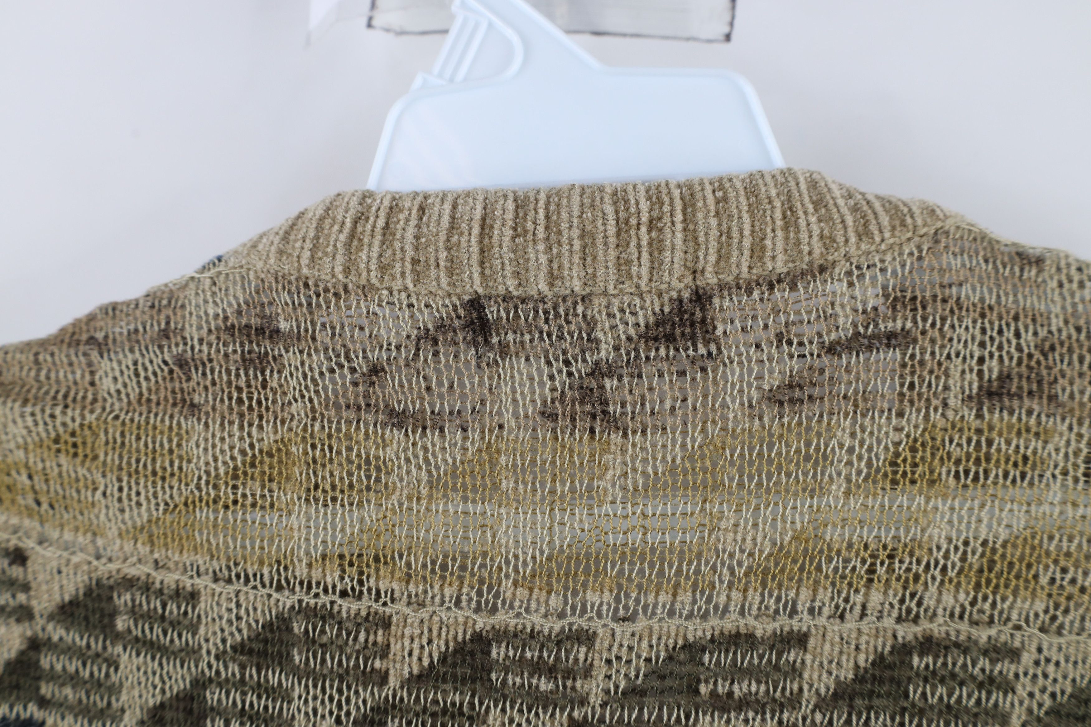 Vintage Vintage 90s Streetwear Rainbow Geometric Knit Dad Sweater Size US M / EU 48-50 / 2 - 6 Thumbnail