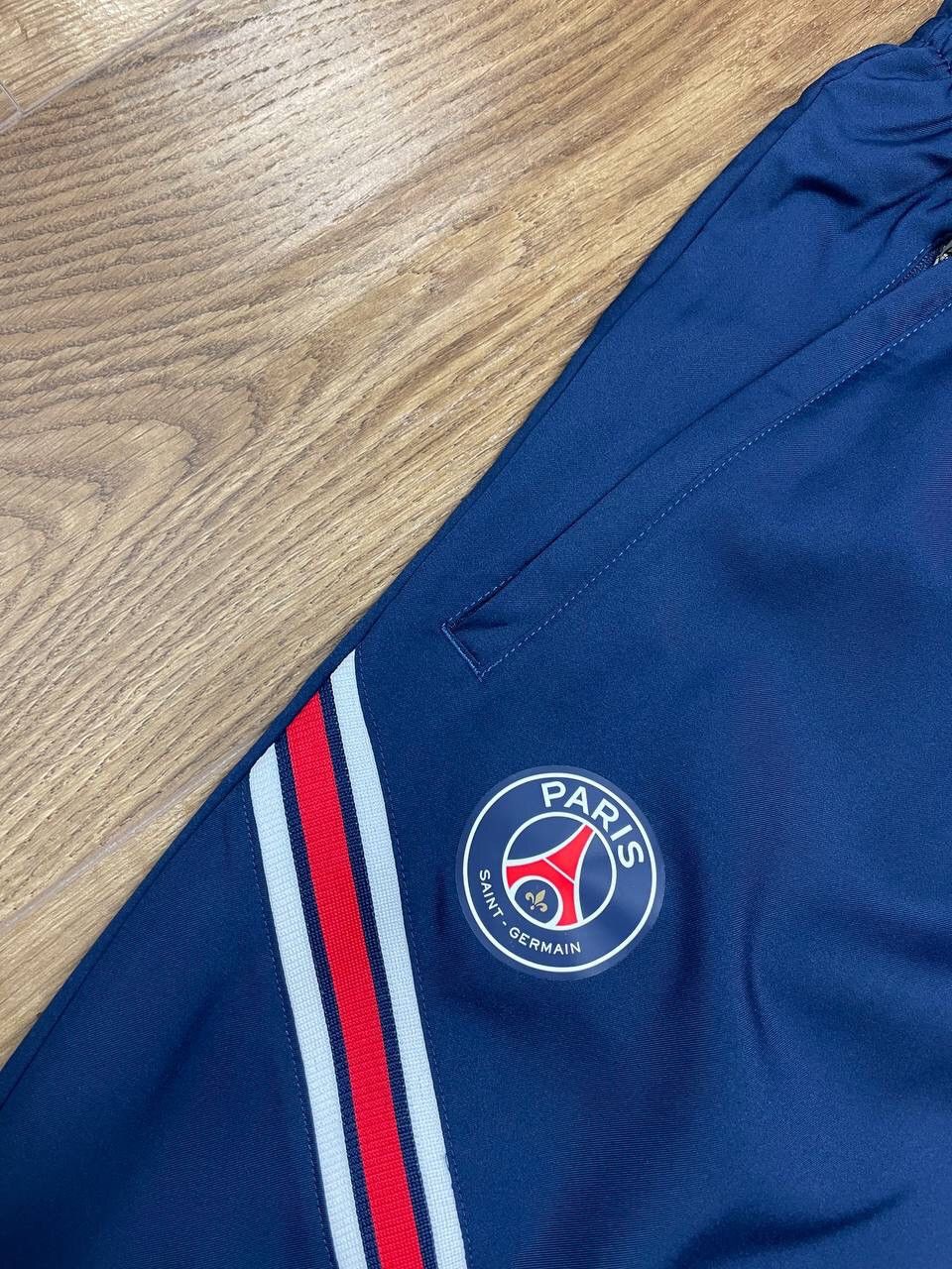 Jordan Brand × Vintage Vintage Nike Air Jordan Drill Nylon France PSG Pants Joggers Size US 36 / EU 52 - 7 Thumbnail