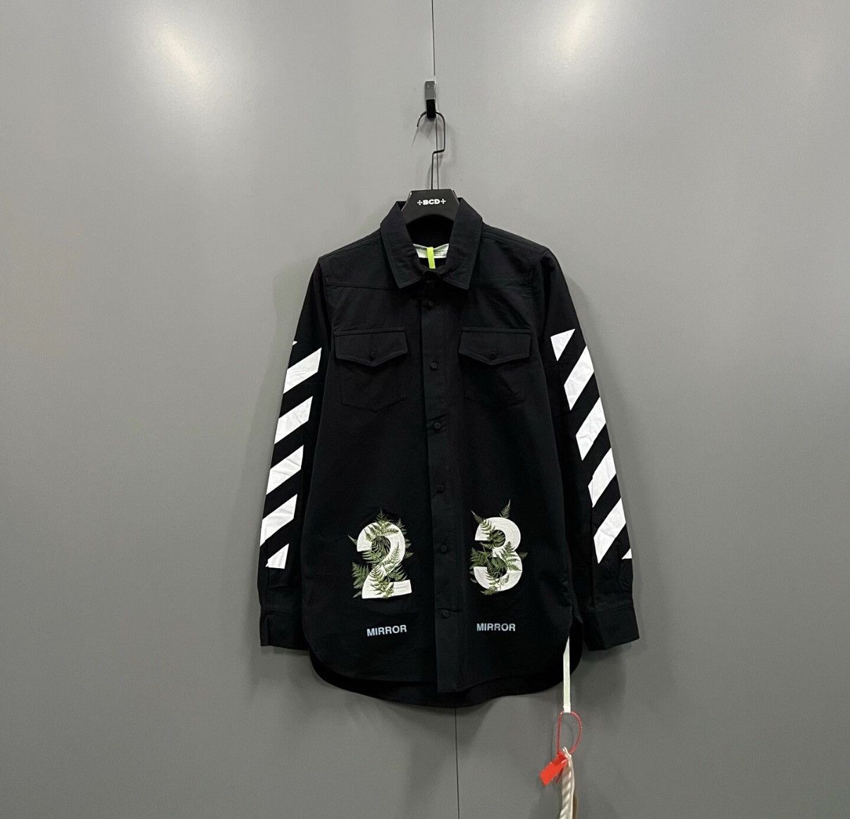 Off-White OFF-WHITE OW Vintage Washed Embroidered Denim Shirt J41 Size US XS / EU 42 / 0 - 1 Thumbnail