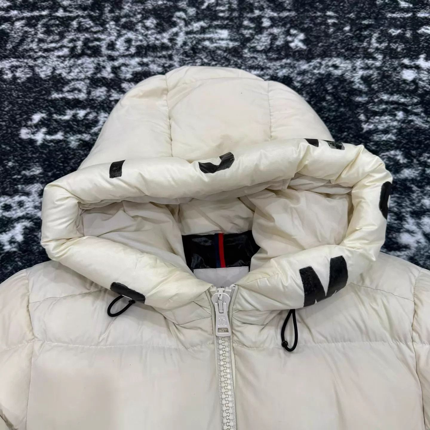 Moncler MONCLER Cream Hooded Down Jacket Size 1 99 New Size S / US 4 / IT 40 - 6 Thumbnail