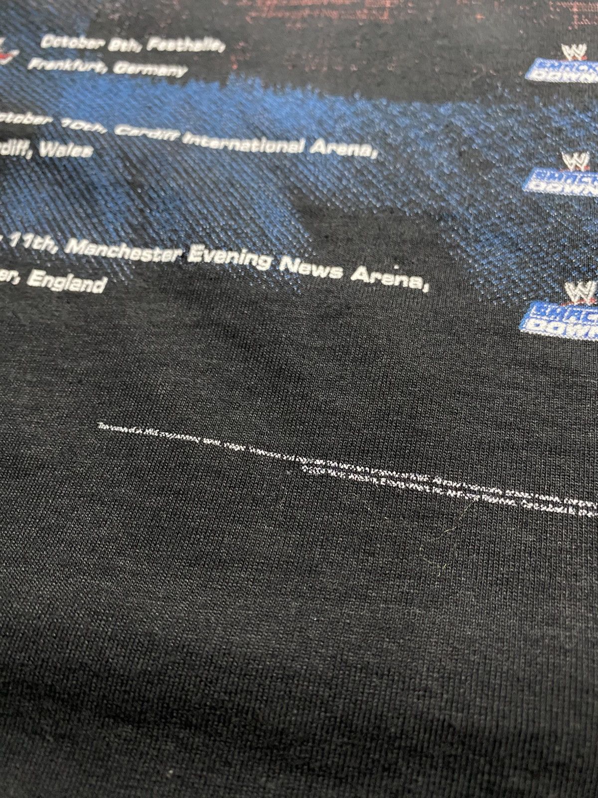 Vintage × WWE × WWF Vintage WWE RAW vs SmackDown 2004 Big Logo y2k t shirt Size US L / EU 52-54 / 3 - 7 Thumbnail