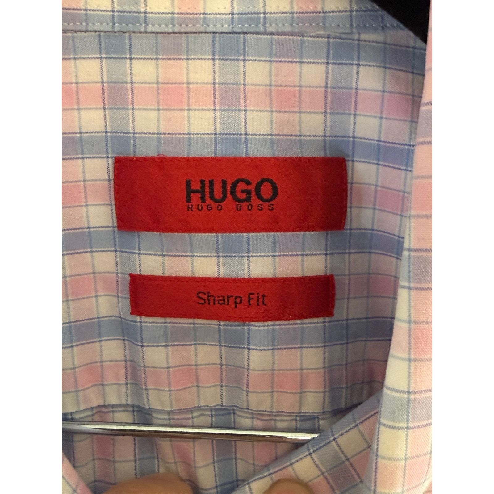 Hugo Boss Hugo Boss "Sharp Fit" dress shirt a pink/blue plaid Sz16.5 Size US L / EU 52-54 / 3 - 3 Thumbnail