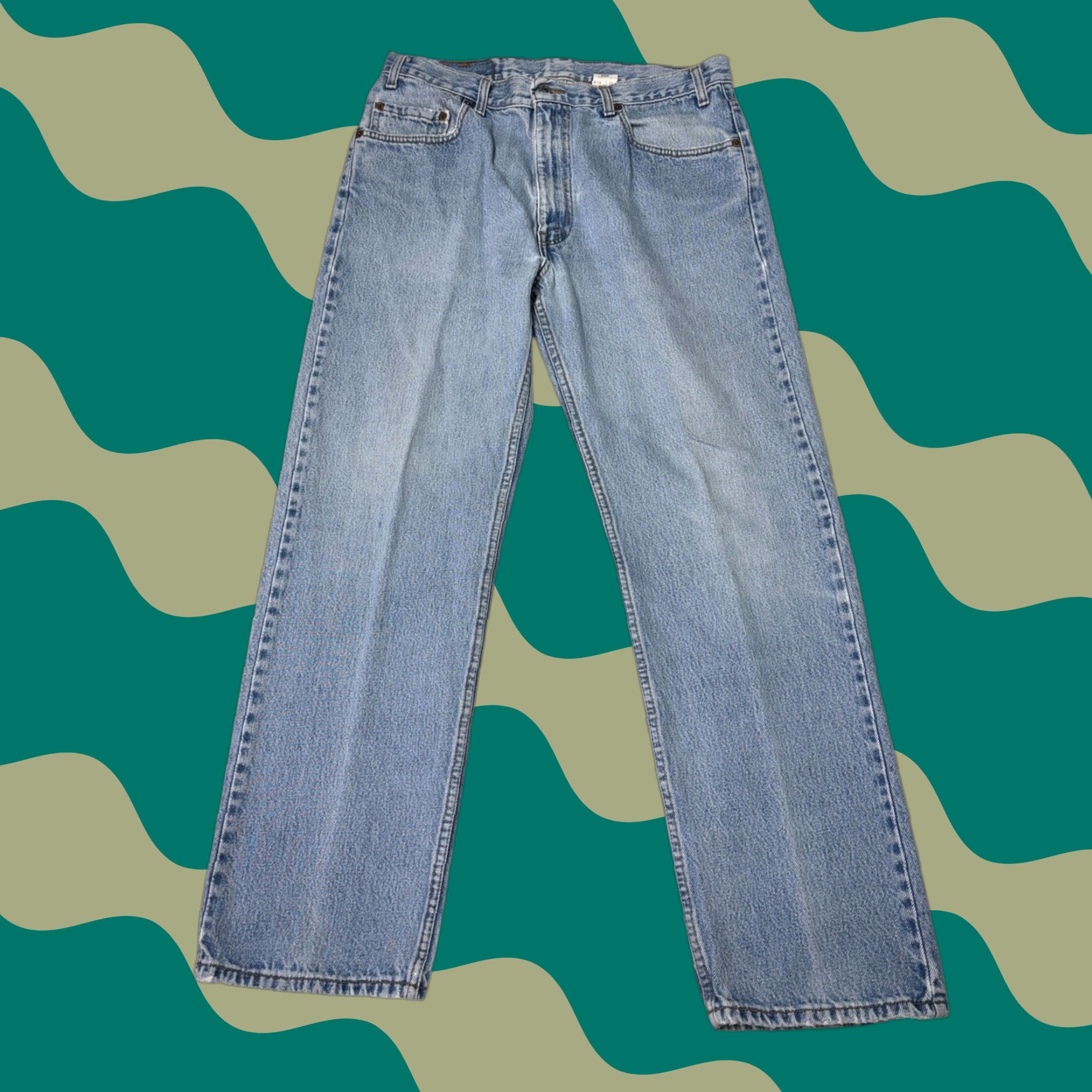 Levi's VINTAGE Levi's 505 Jeans Light Wash Regular Fit Straight Leg Mens W36 L30 Size US 36 / EU 52 - 1 Thumbnail