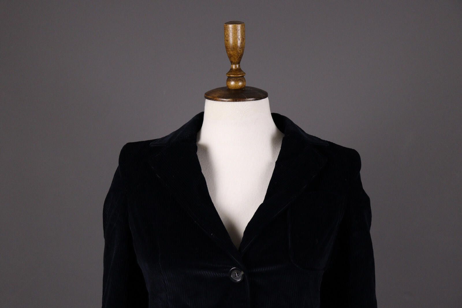 Designer Weekend Max Mara Black Corduroy Jacket Size I 38 / GB 6 Size M / US 6-8 / IT 42-44 - 2 Thumbnail