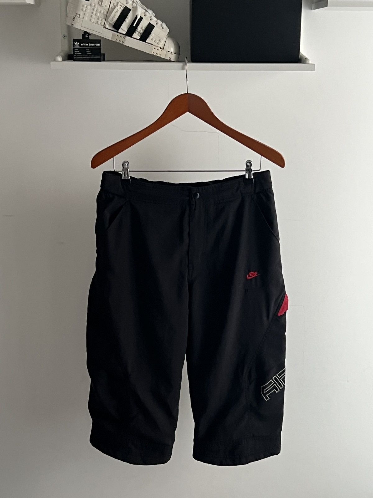 Nike Shorts Nike Air Cargo Vintage Elongated breeches ACG Size US 34 / EU 50 - 1 Thumbnail