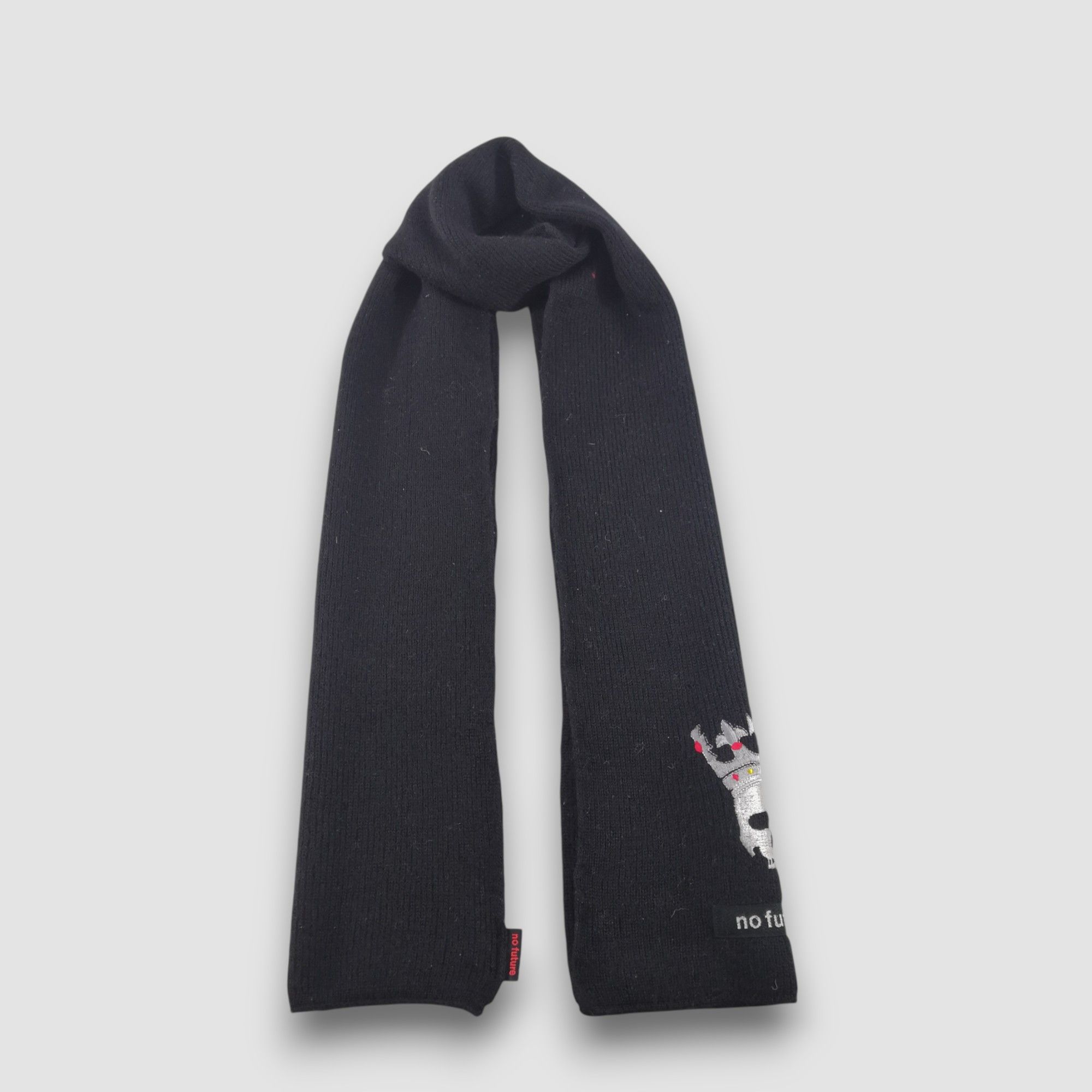 Japanese Brand Vintage No Future Skulls Scarf Wool Knit Crochet Scarves. Size ONE SIZE - 1 Thumbnail