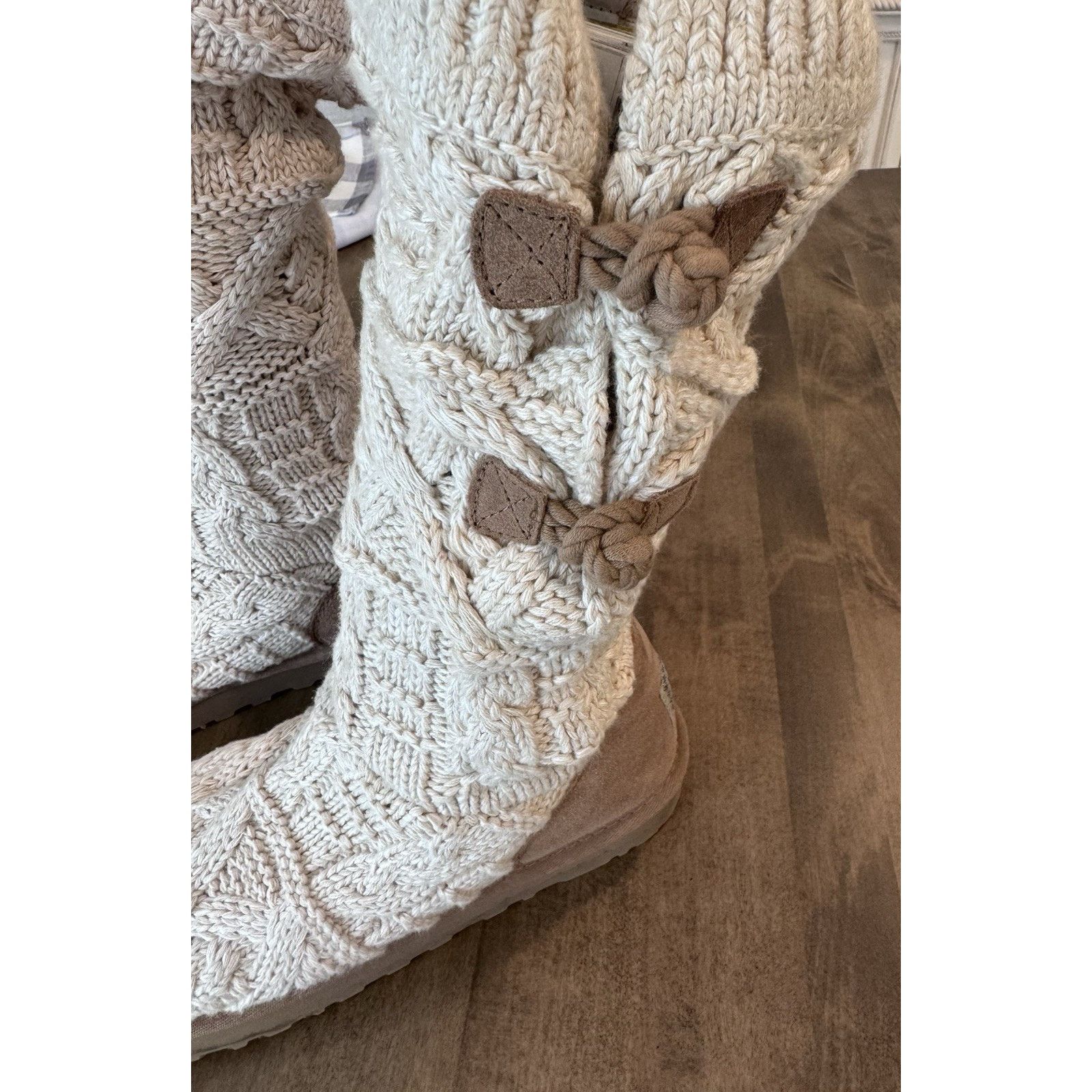 Ugg Ugg, Kalla Sock Creme Button Cozy Knit Argyle, Size 10 Size US 10 / IT 40 - 2 Thumbnail