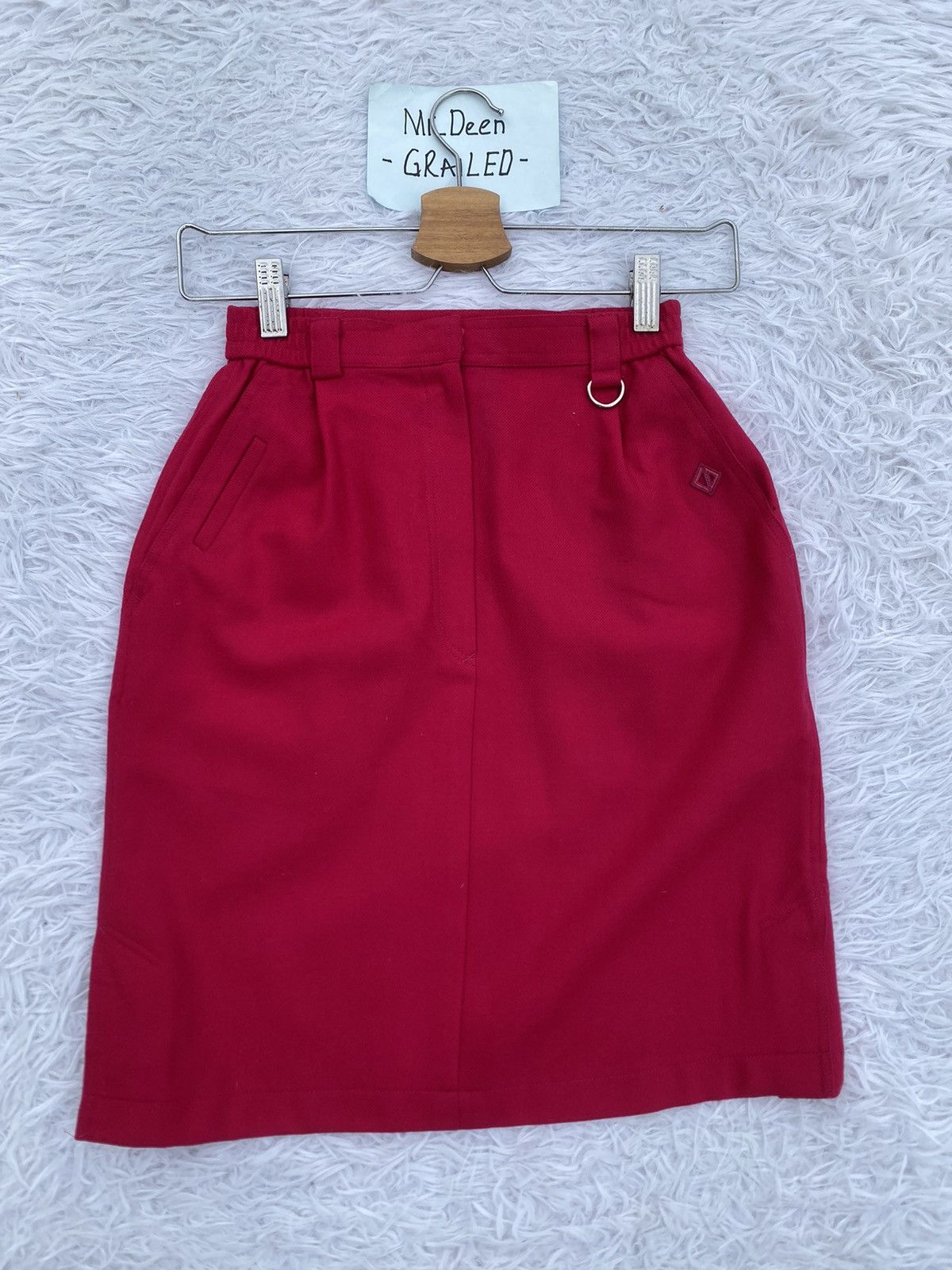 Christian Dior Monsieur Rare Vintage 90s Christian Dior Red Skirt Size 27" / US 4 / IT 40 - 1 Thumbnail