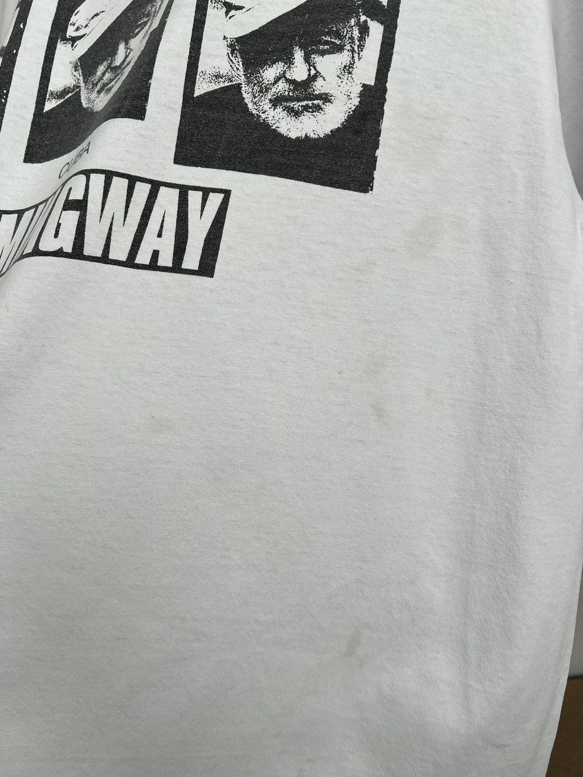 Vintage Vintage Ernest Hemingway Cuba White T-shirt Size US XL / EU 56 / 4 - 7 Thumbnail