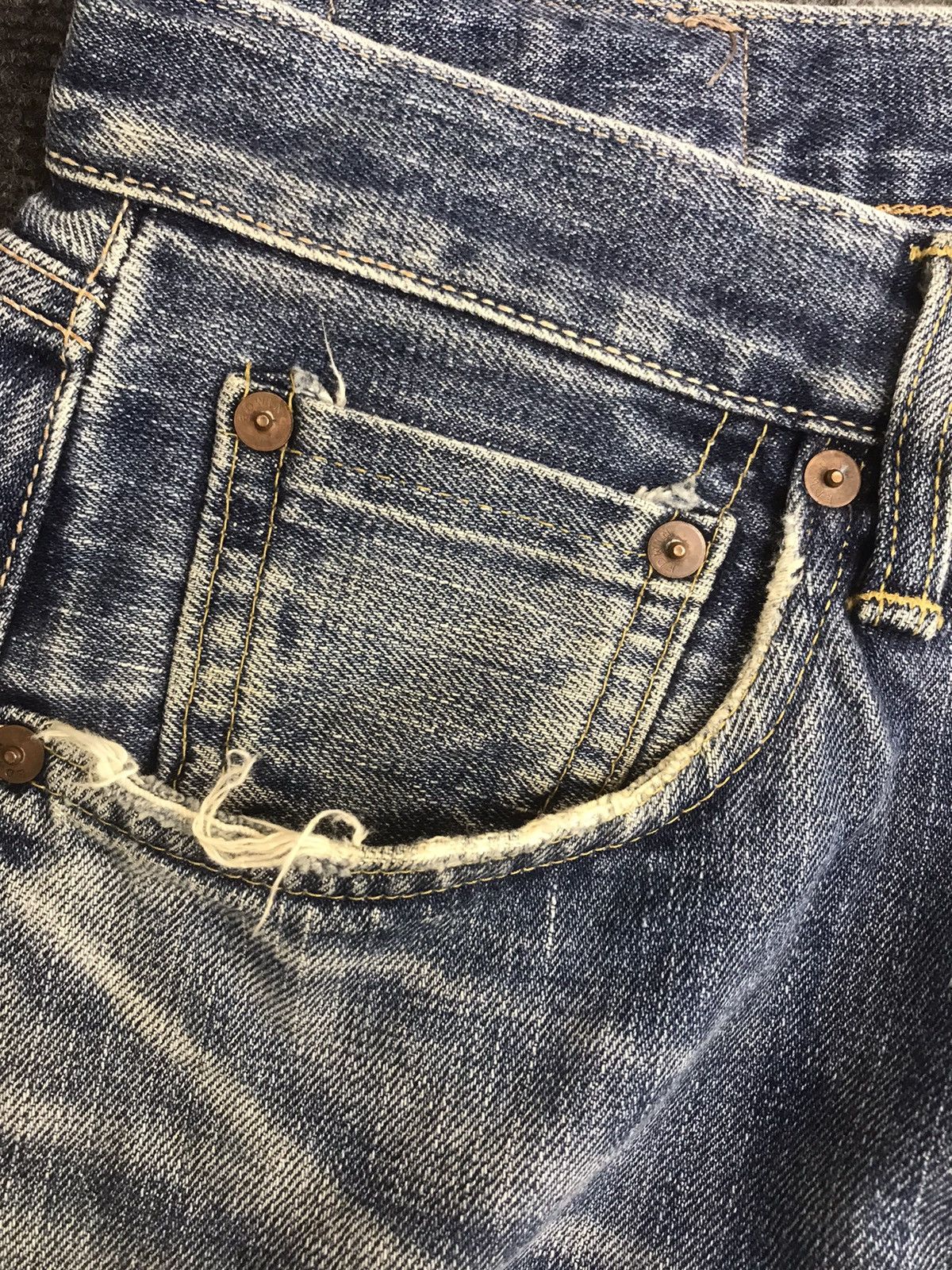 Edwin EDWIN 505 Selvedge Thrashed Distressed Jeans Size US 31 - 10 Thumbnail