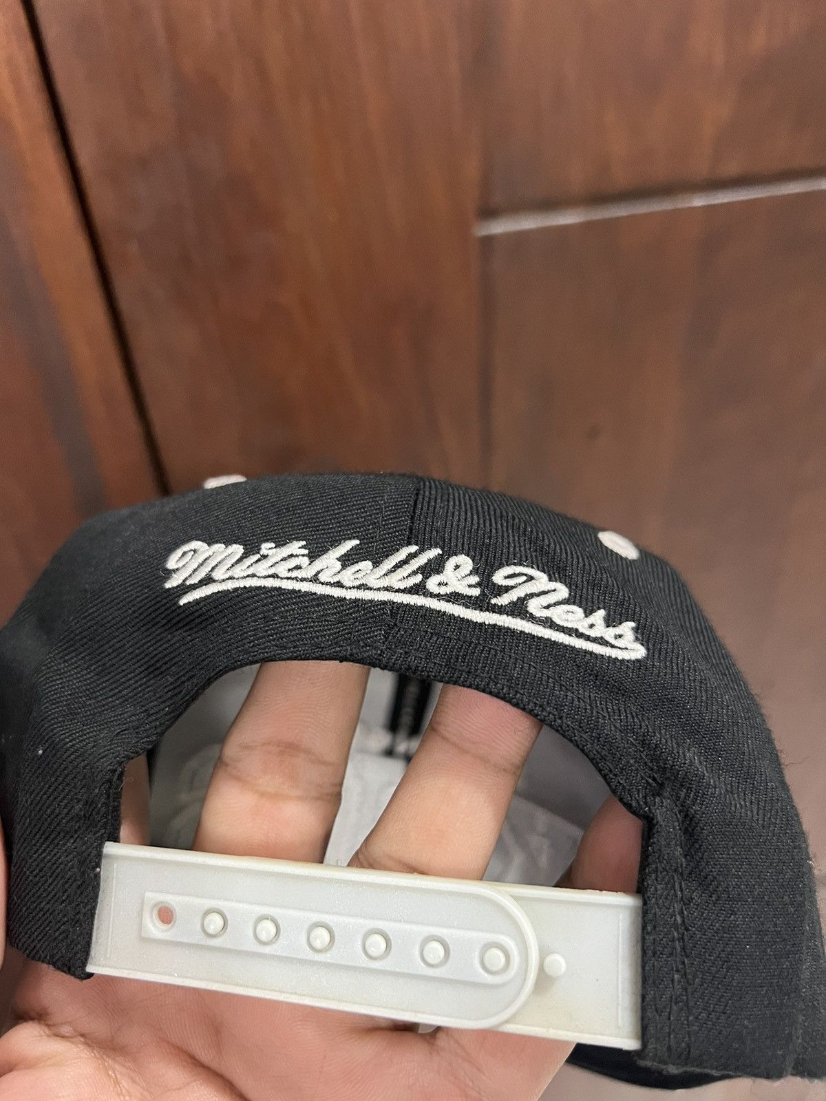 Los Angeles Apparel × Mitchell & Ness × NHL Los Angeles Kings NHL Hat Cap Size ONE SIZE - 4 Thumbnail