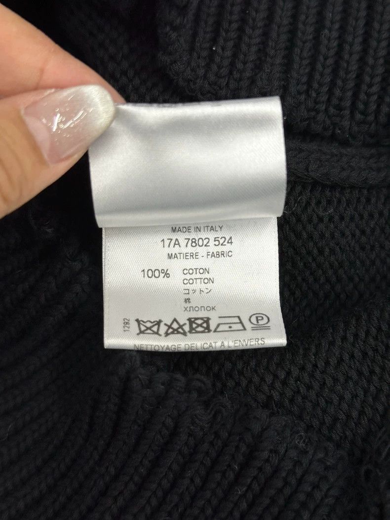 Givenchy Givenchy Black Letter Knit Woolen Sweater Long Sleeve Size US M / EU 48-50 / 2 - 6 Thumbnail
