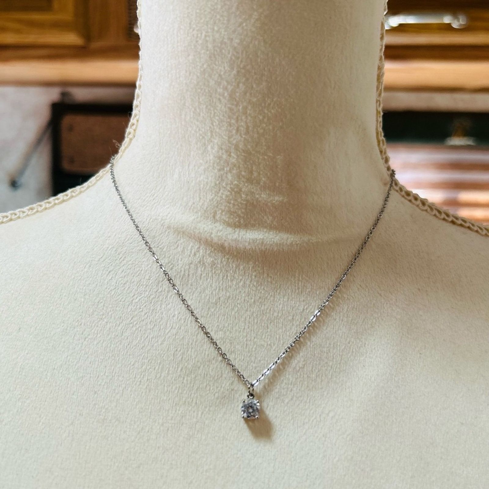 Jewelry Prong set open setting round cz pendant on chain necklace Size ONE SIZE - 5 Thumbnail