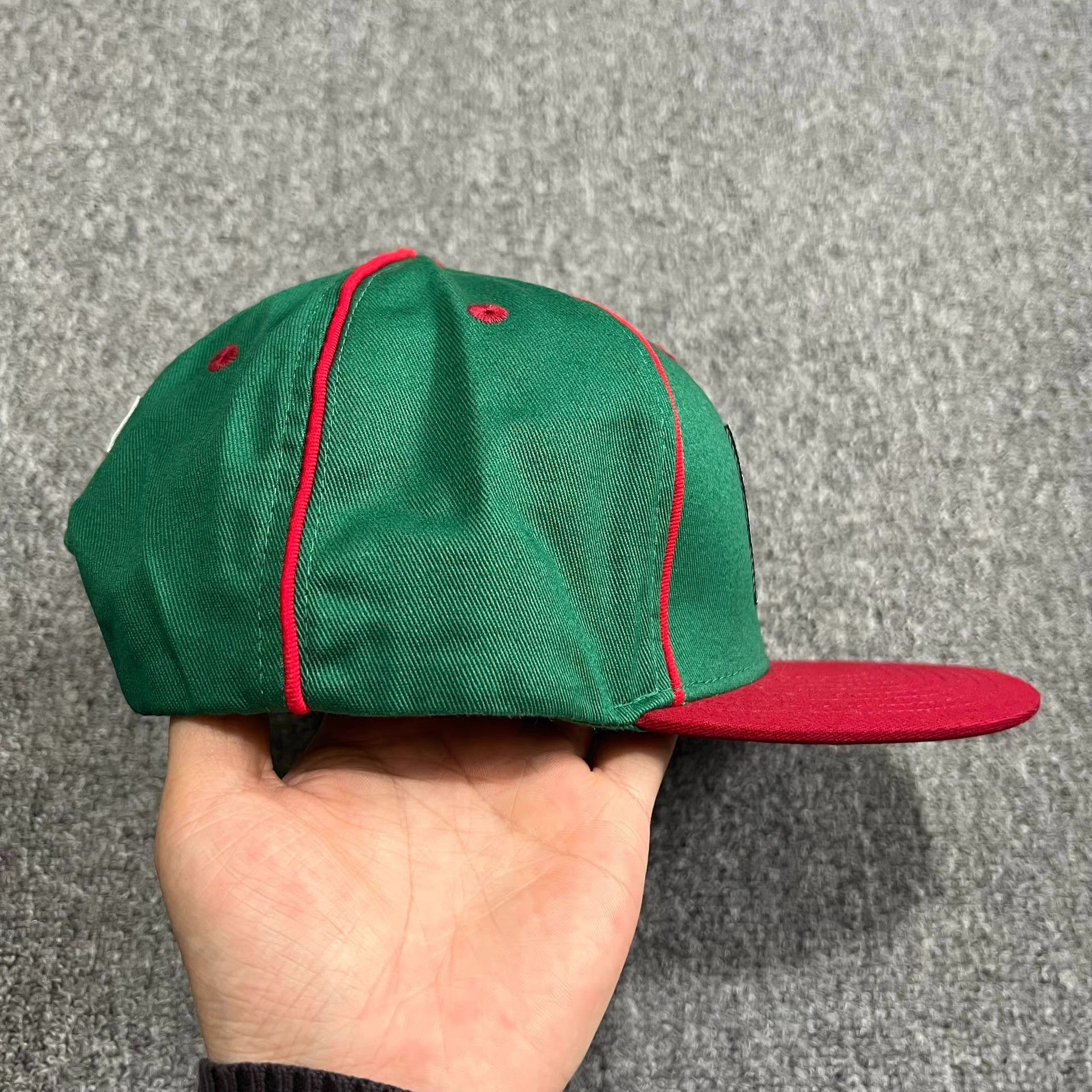 Cross Colours Cross Coloursembroideredcurvedbrim baseball cap sun hat Size ONE SIZE - 6 Thumbnail