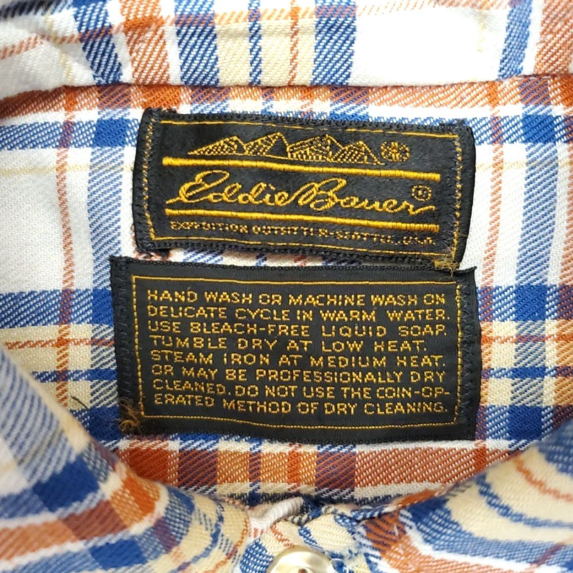 Eddie Bauer VINTAGE Eddie Bauer Shirt Mens M Blue Red Plaid Brushed Twill 70s Retro Button-Up Short Sleeve Casual Workwear Mens Size US M / EU 48-50 / 2 - 5 Thumbnail