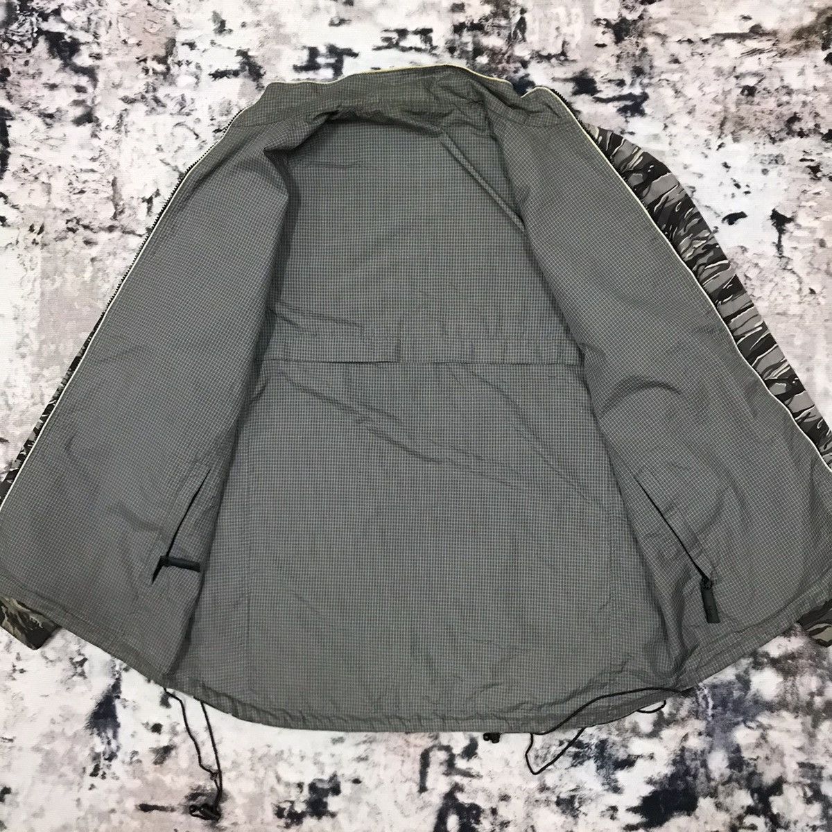 Japanese Brand × Vintage Vintage Cross Fader Riversible Tiger Stripe Camo Jacket Size US L / EU 52-54 / 3 - 4 Thumbnail
