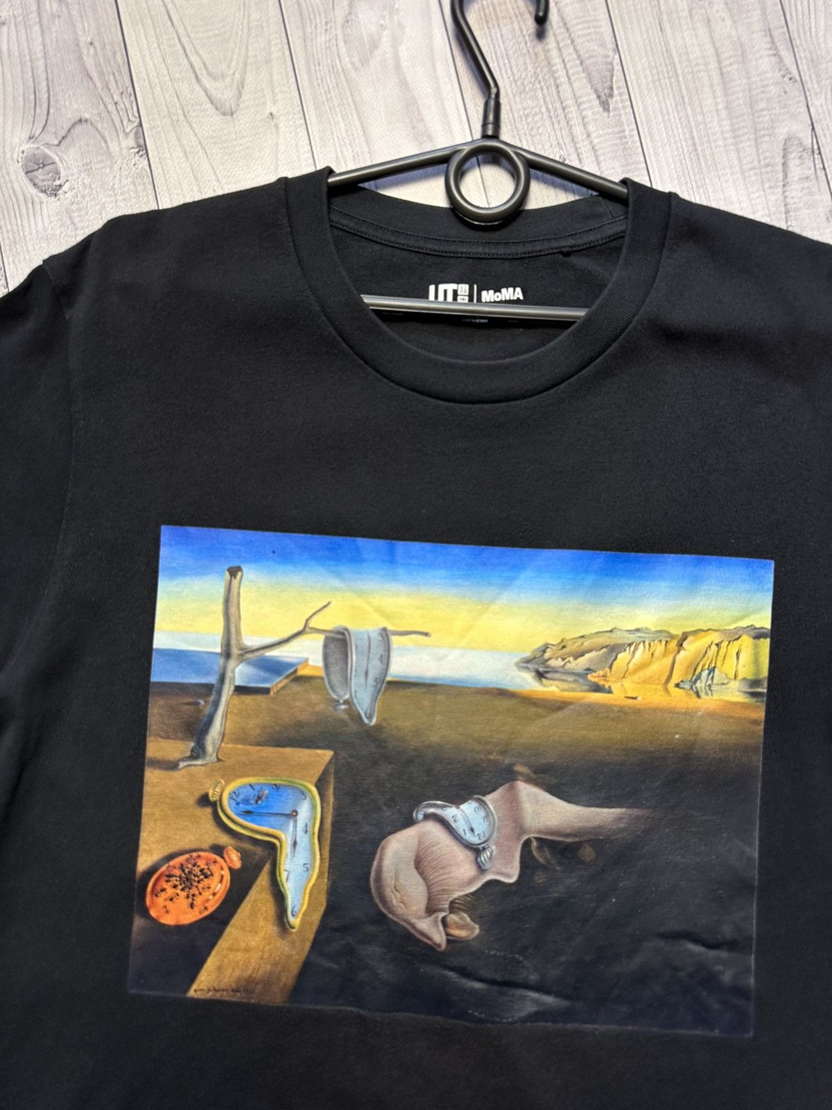 Uniqlo Uniqlo vs Salvador Dali Spanish tee MoMA rare size M Size US M / EU 48-50 / 2 - 4 Thumbnail
