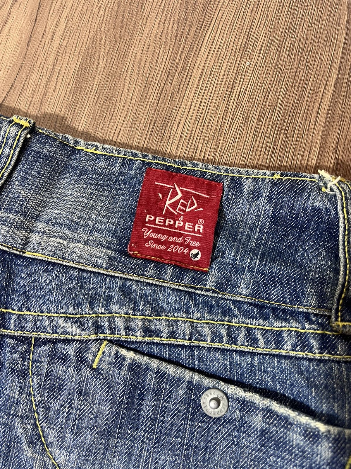 Beauty Beast × Hysteric Glamour × Japanese Brand Y2K Red Pepper whiskers mini skirt Size 31" - 4 Thumbnail