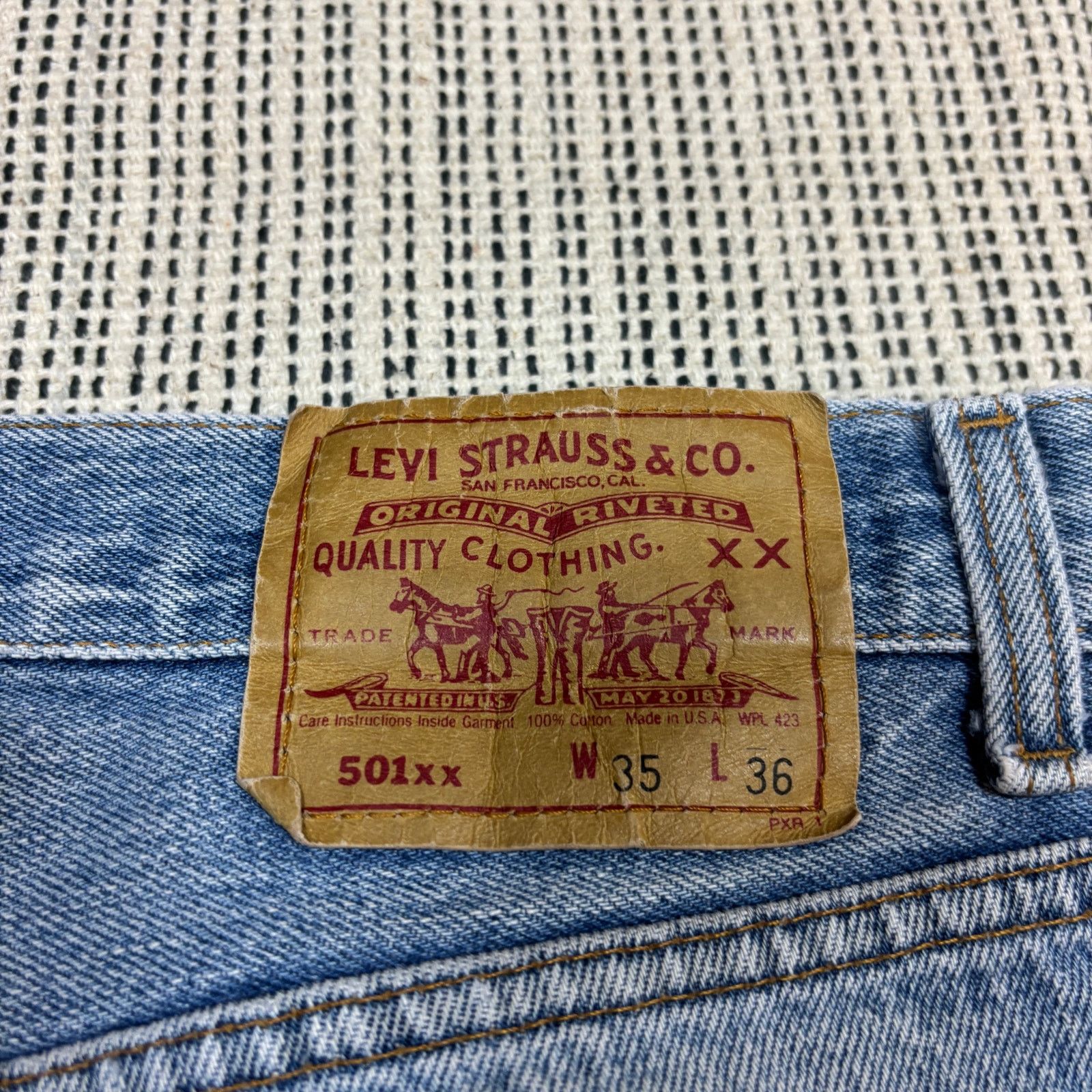 Levi's × Vintage Vintage 80s Levi's 501 XX Straight Leg Jeans 35x36 (32x32) Size US 32 / EU 48 - 5 Thumbnail