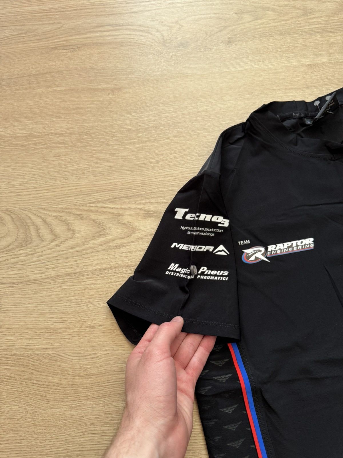 Porsche Design Vintage Porsche Carrera Cup Italia y2k Racing Formula 1 Tee Size US L / EU 52-54 / 3 - 2 Thumbnail