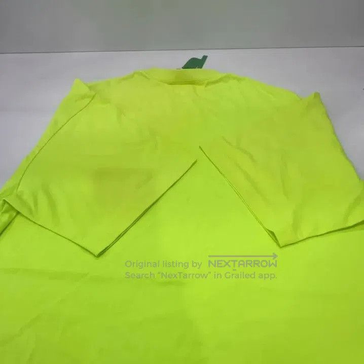 Balenciaga Balenciaga SS22 Neon Logo Print T. Size US M / EU 48-50 / 2 - 8 Thumbnail